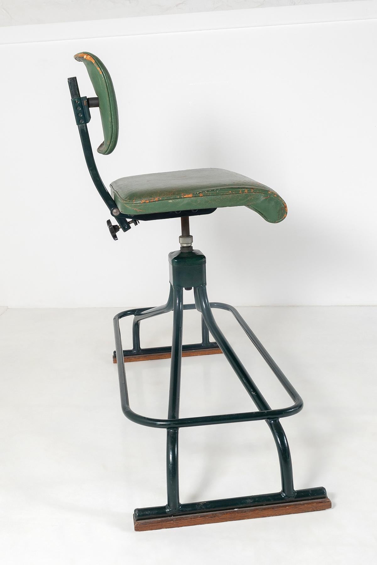 British Rare 1950 Industrial Factory Swivel Stool by Evertaut Musician Guitarist Stool For Sale