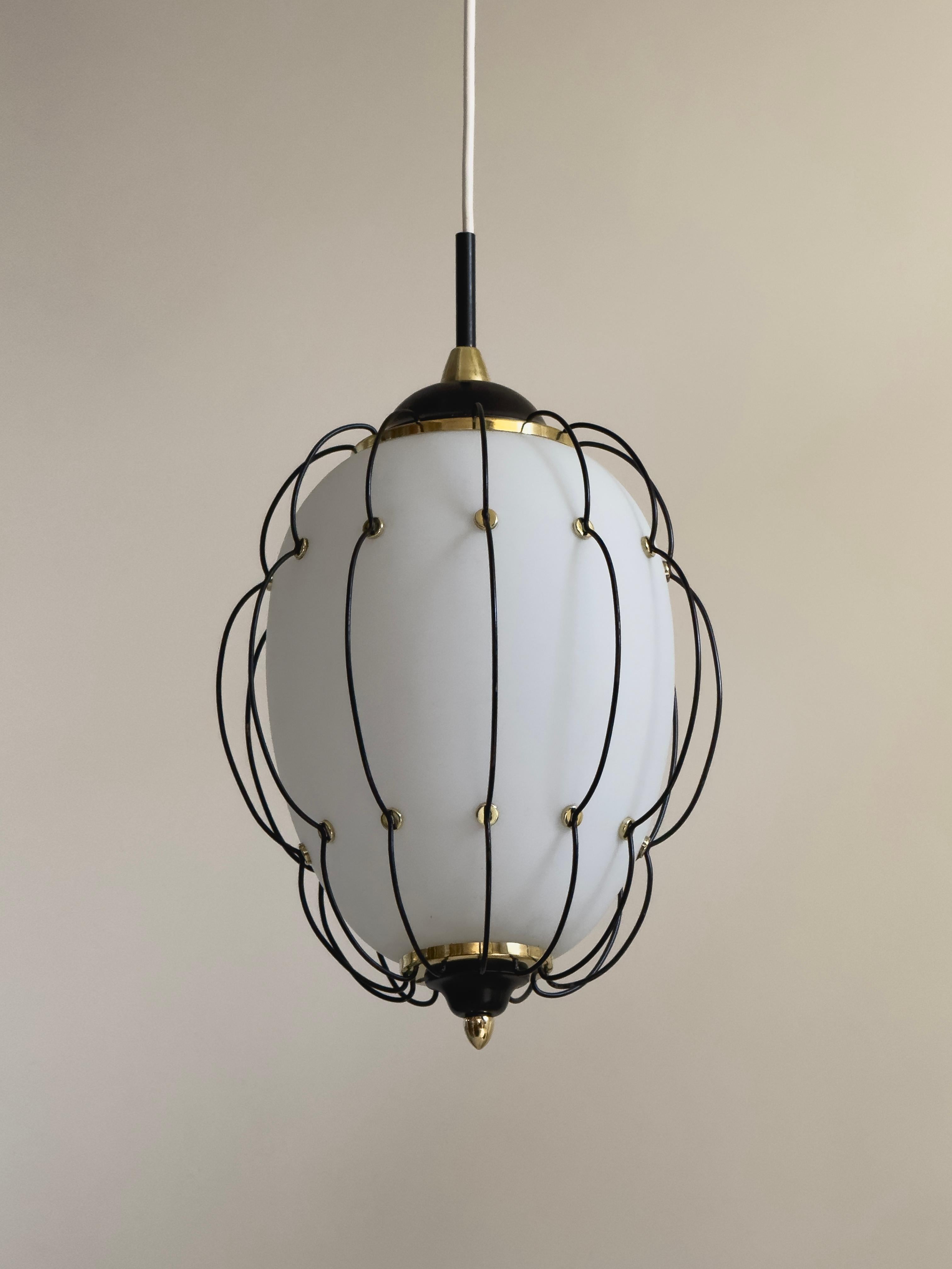 Mid-Century Modern Rare 1950s/60s Italian ceiling lamp in the style of Angelo Lelli and Stilnovo For Sale