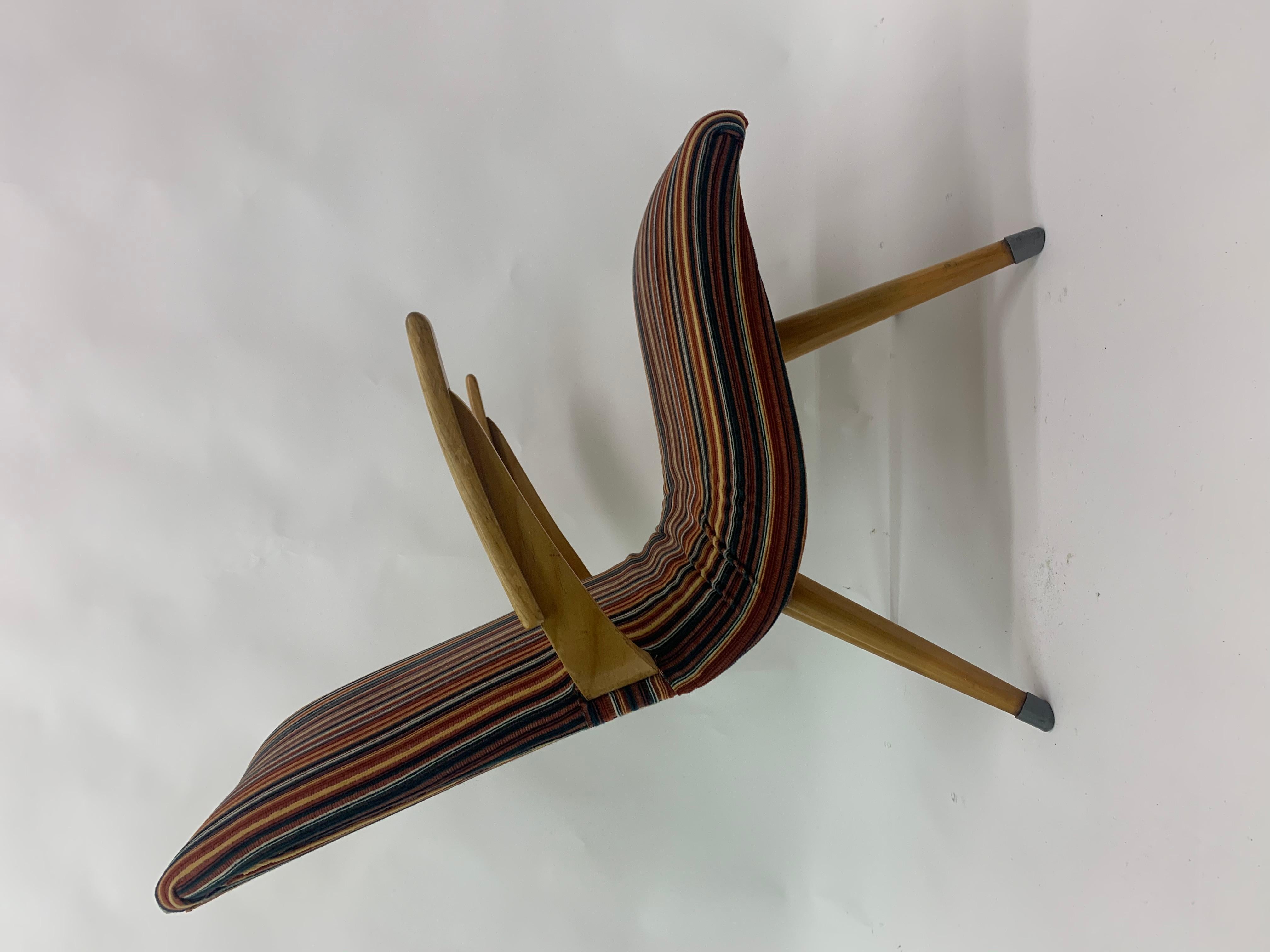 Unique 1950s lounge chair Dutch design designer C Van Os. The upholstery is renewed. The chair is in good vintage condition.

Dimensions: 84cm D, 63 cm H armrest, 65cm W, 38cm H seat, 90cm H total.