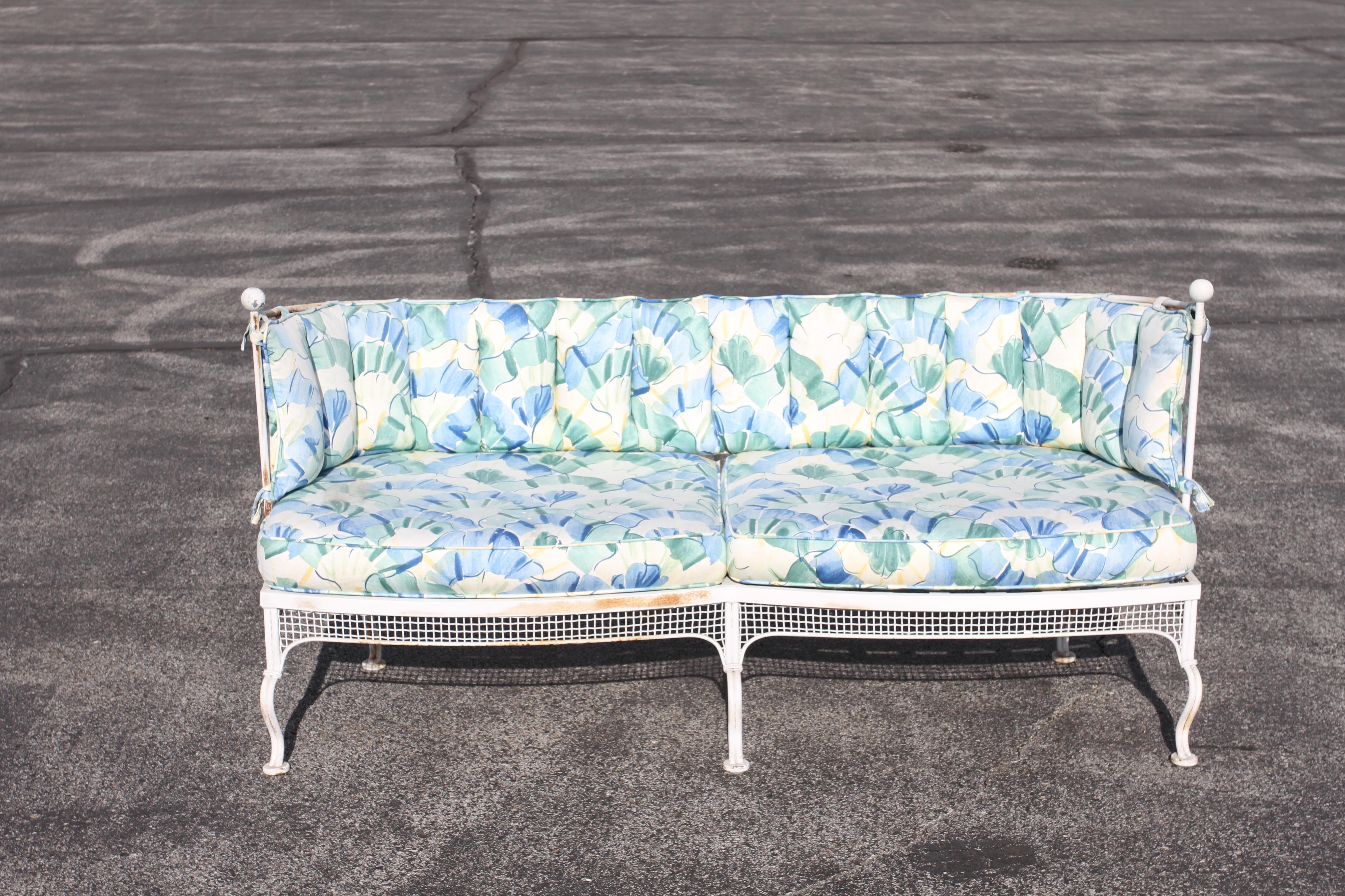 Rare 1950s Glamorous Woodard Wrought Iron & Mesh Settee, Aluminum Ball Finials  13