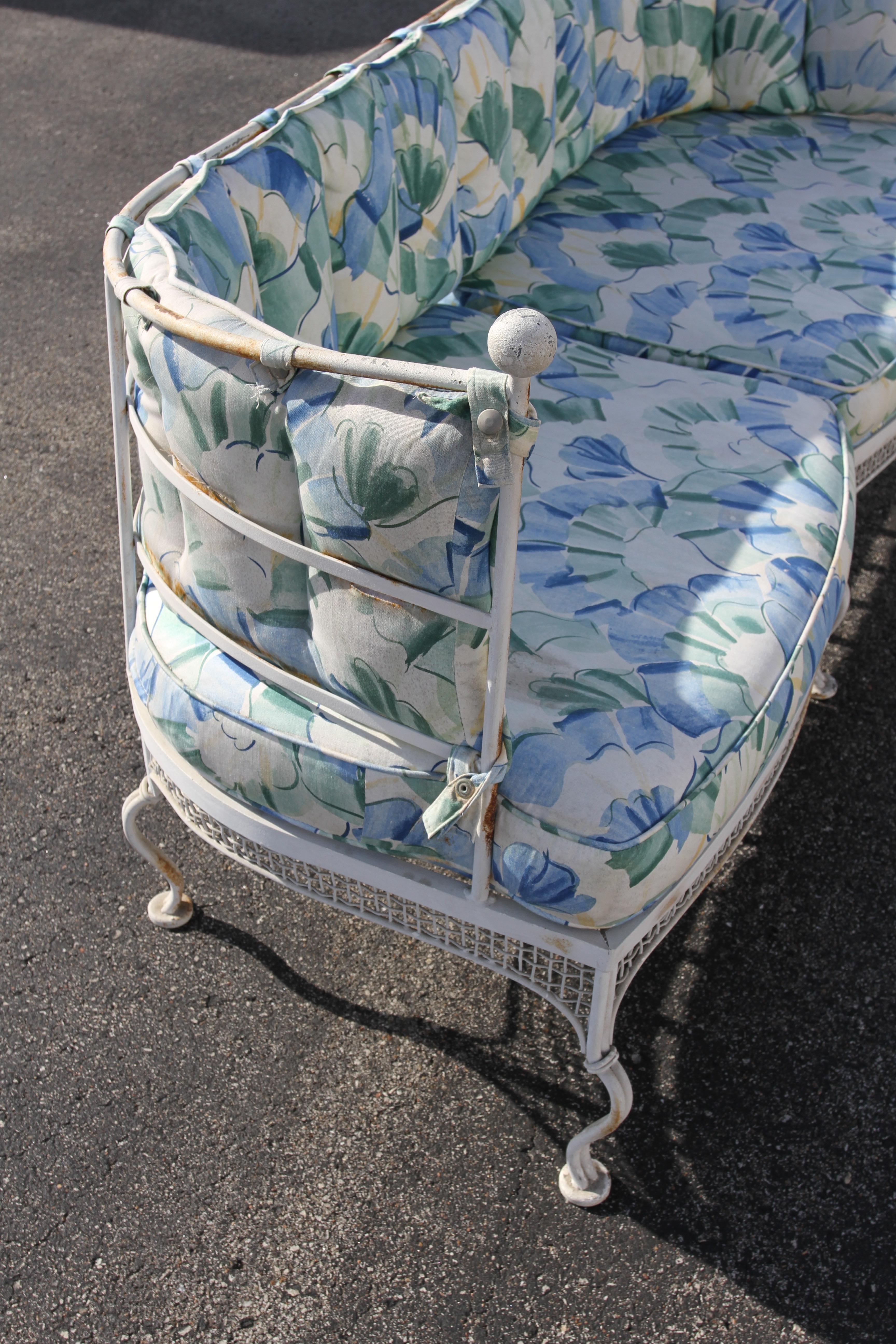 Rare 1950s Glamorous Woodard Wrought Iron & Mesh Settee, Aluminum Ball Finials 14