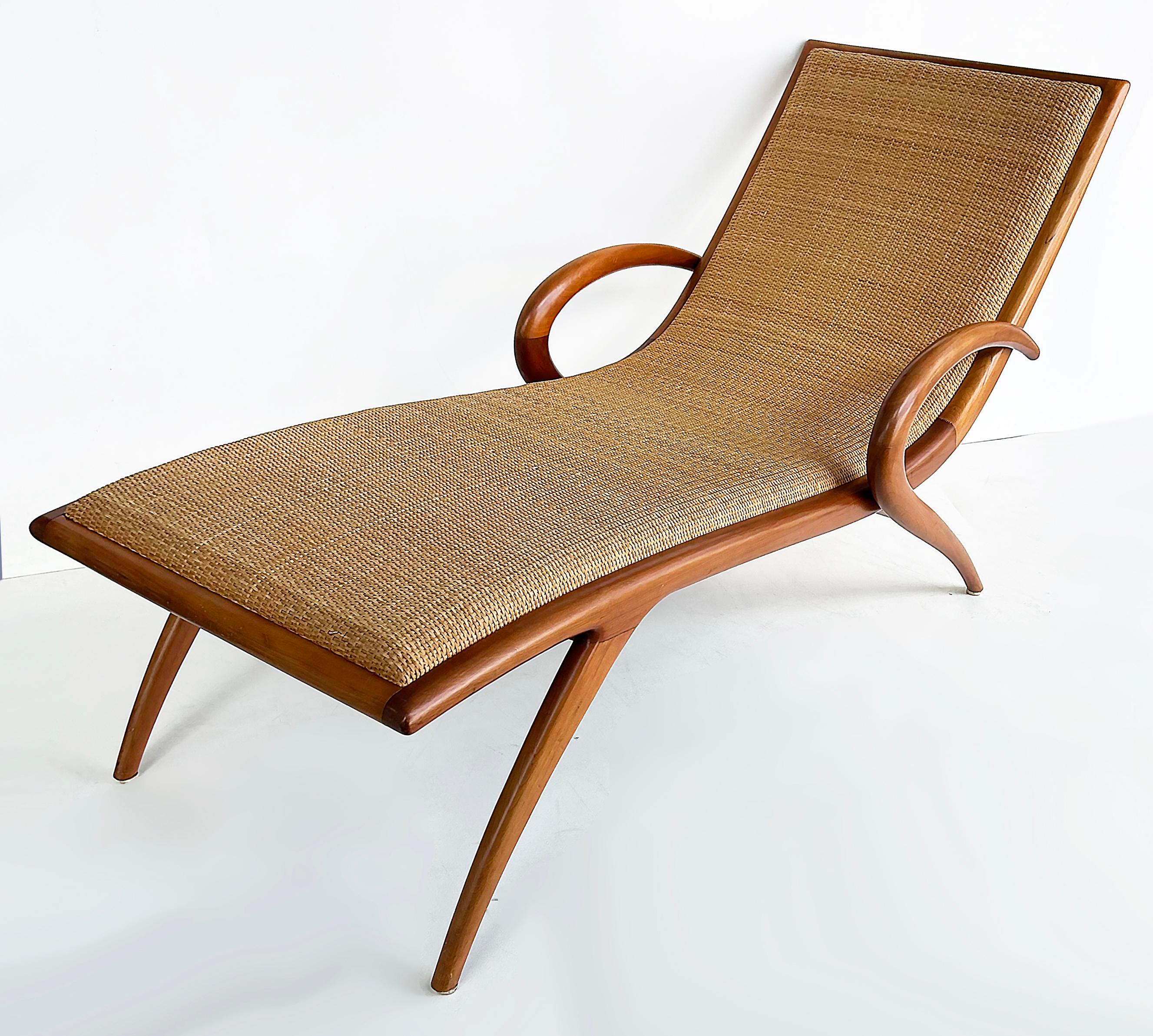 Rara Chaise Longue John Graz de los años 50, rafia tejida insertada Brasileño en venta