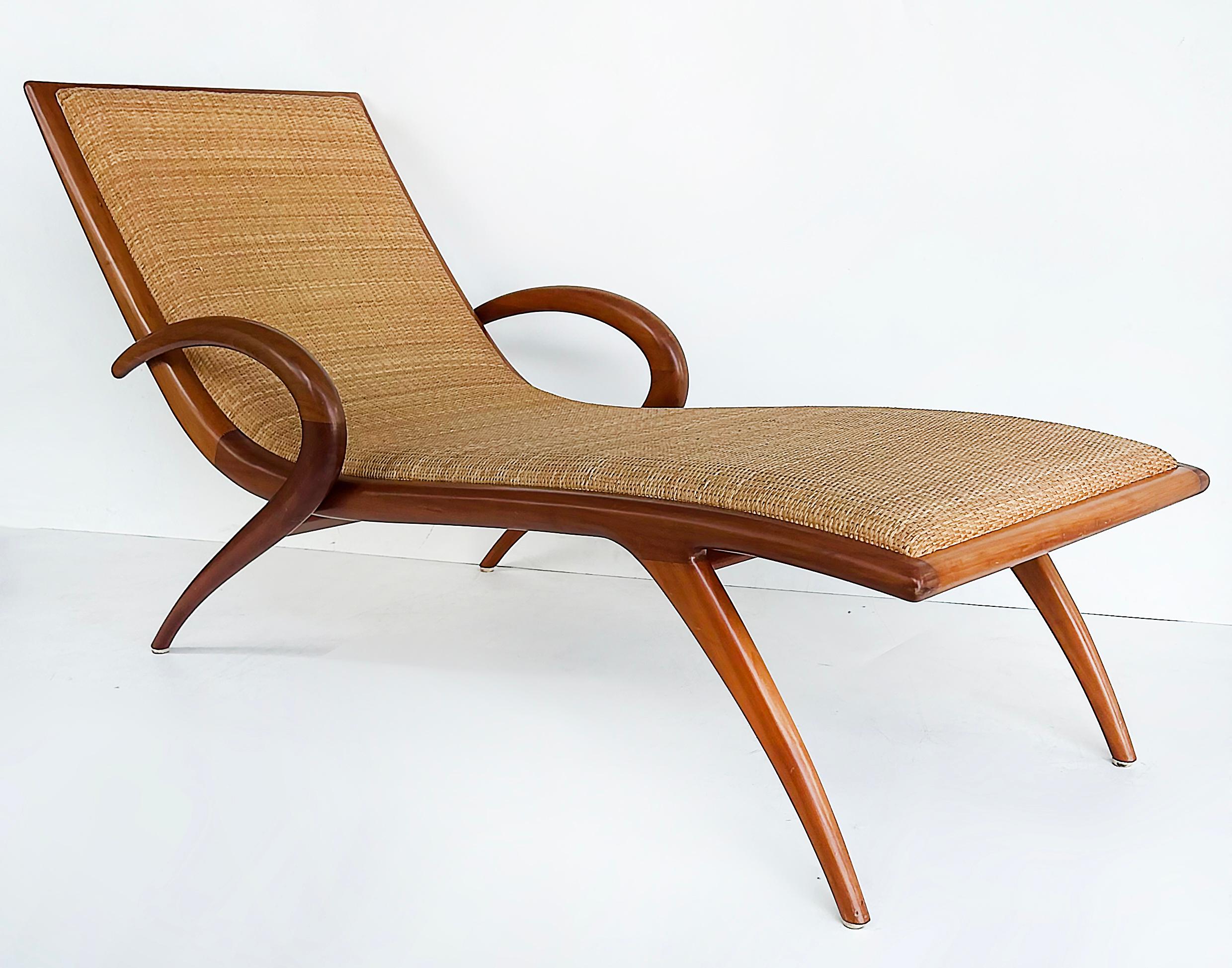 Rara Chaise Longue John Graz de los años 50, rafia tejida insertada en Bueno estado para la venta en Miami, FL
