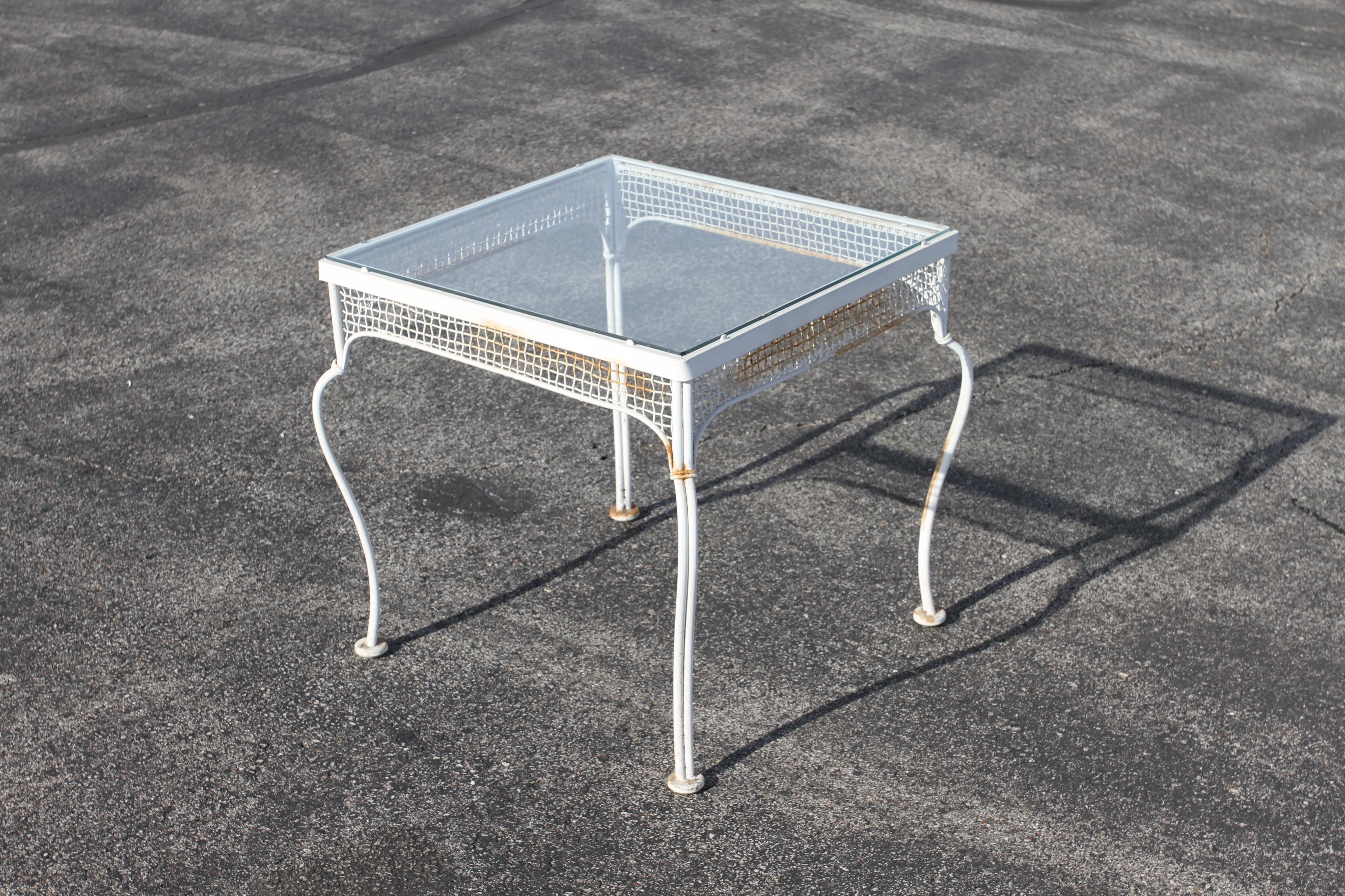 Rare 1950s Mid Century Modern Woodard Wrought Iron & Mesh Glass Top End Tables For Sale 2