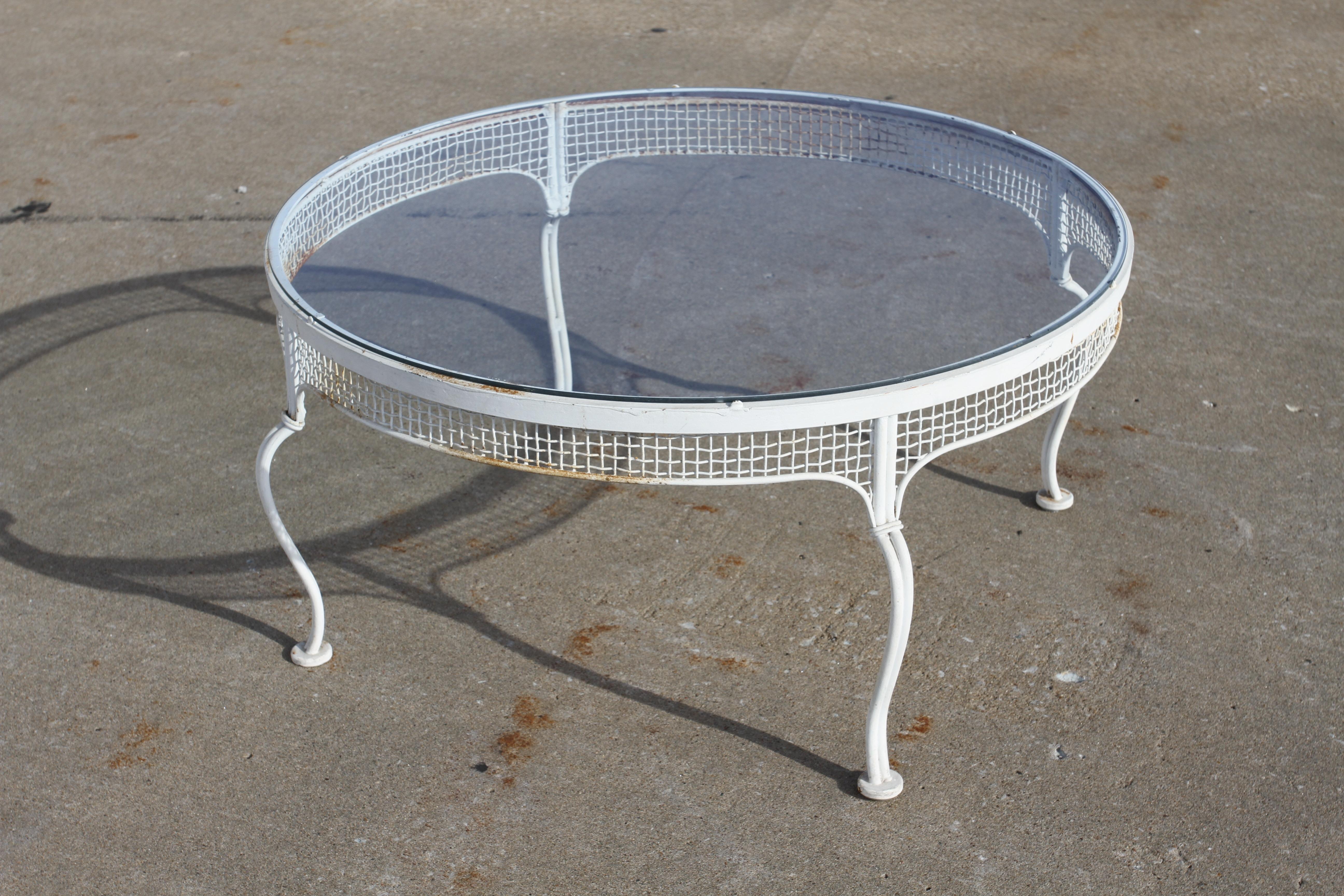 Mid-Century Modern Rare 1950s Mid Century Woodard Wrought Iron & Mesh Glass Top Round Coffee Table  For Sale