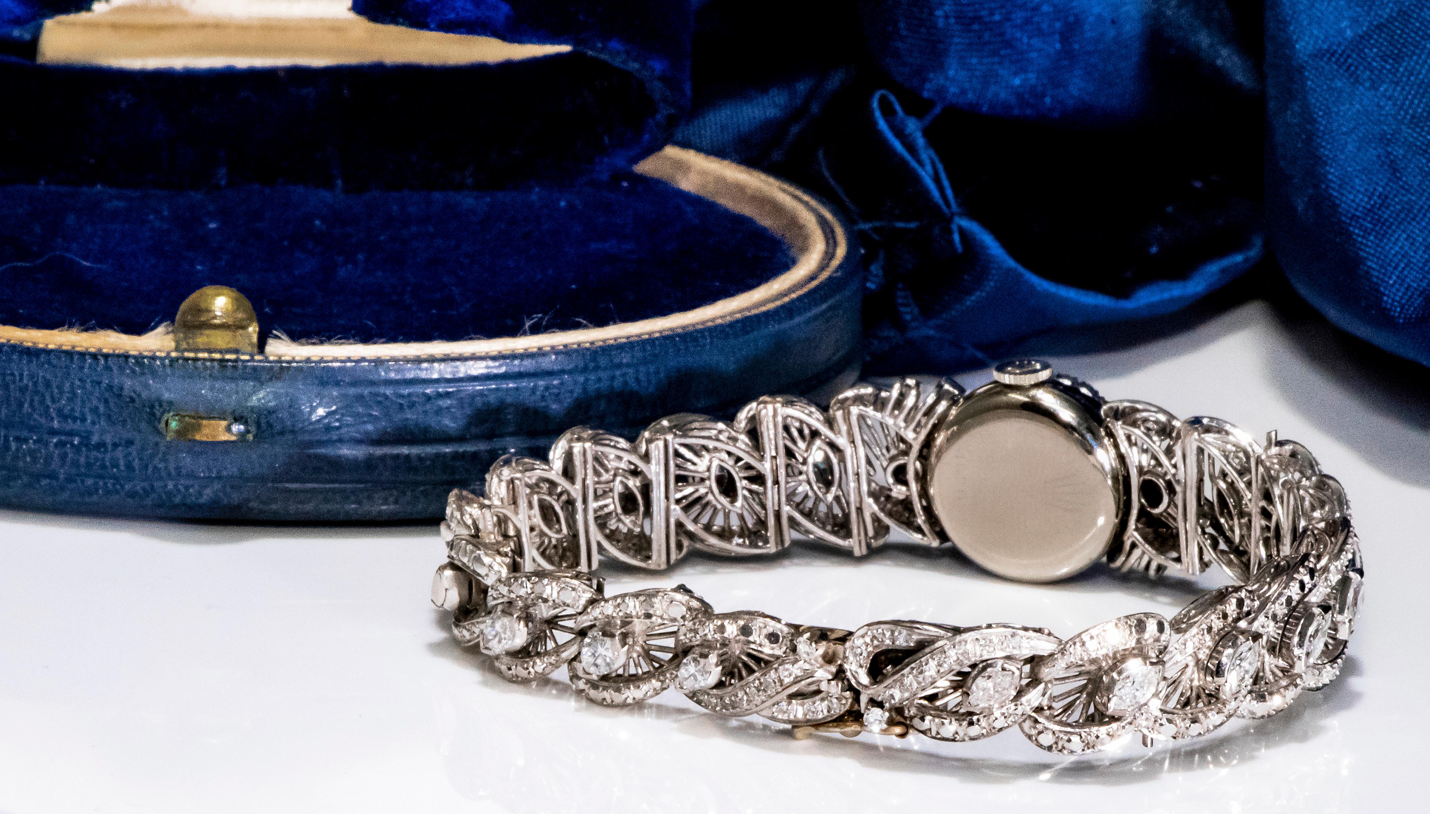 Seltene Rolex Diamond Set aus 18 Karat Weißgold-Armbanduhr aus den 1950er Jahren 1