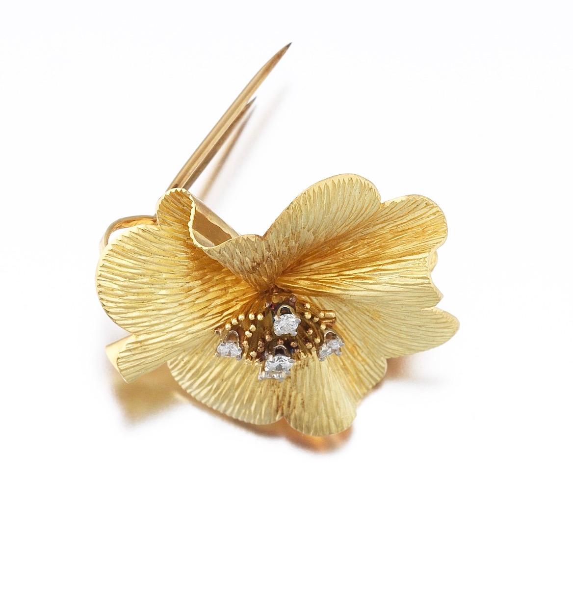 Retro Rare 1950s Tiffany & Co. 18 Karat Diamond  Pin Brooch  Necklace Pendant