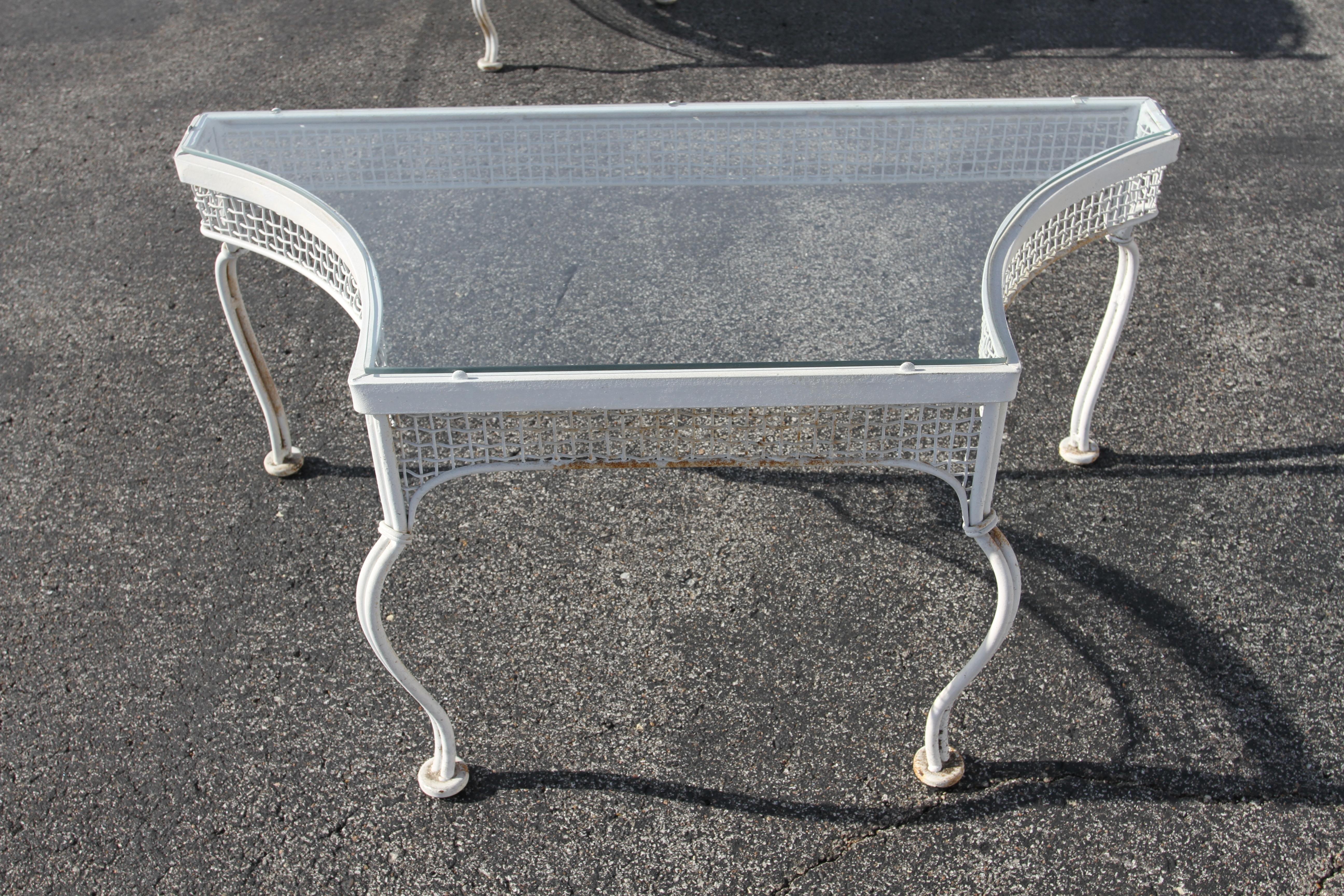 Rare 1950s Woodard Wrought Iron & Mesh Tub Chairs Table, Aluminum Ball Finials 1