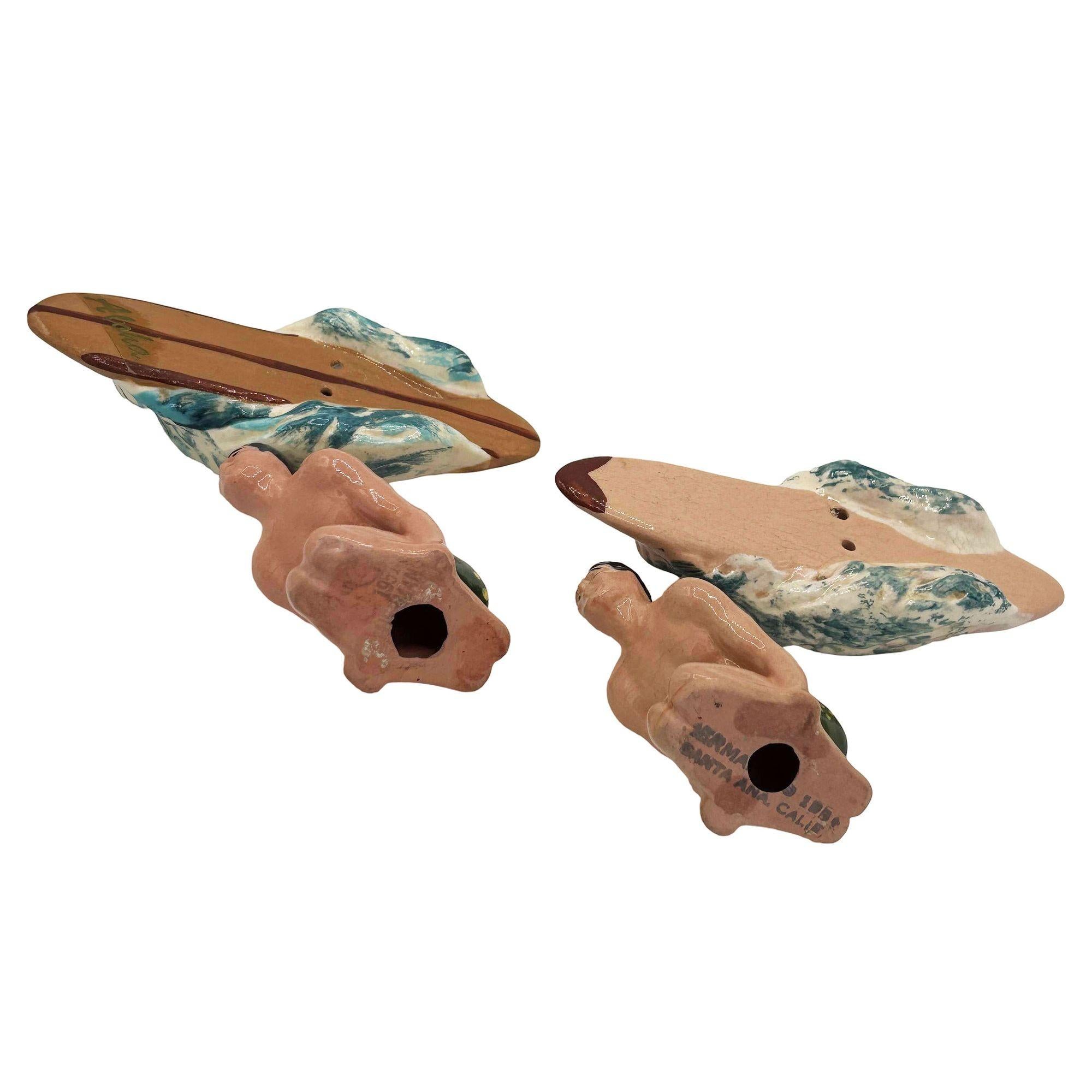 RARE 1951 Twin Surfer Keramik Salz- und Pfefferstreuer Set von Herman's im Zustand „Hervorragend“ im Angebot in Van Nuys, CA