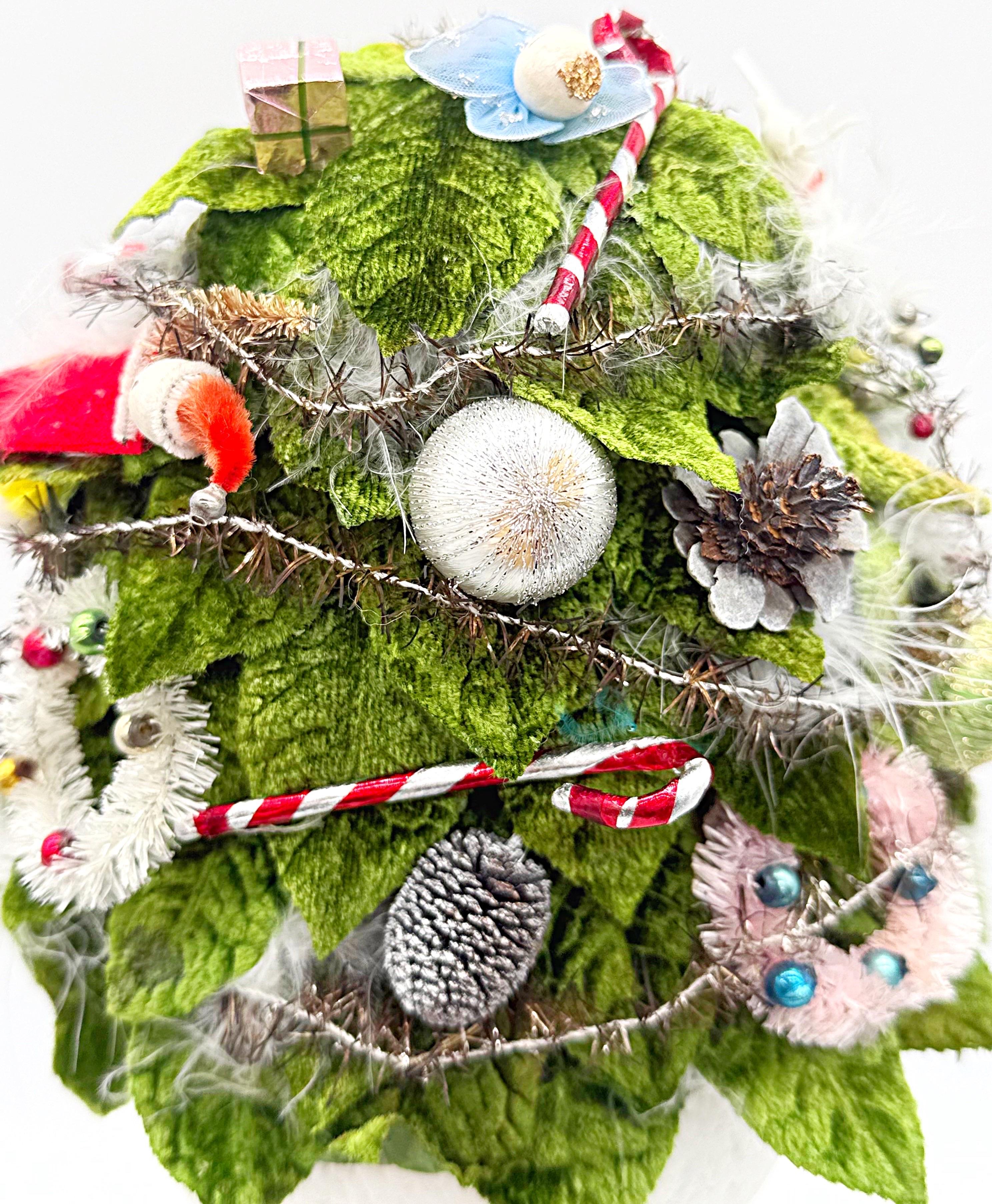 Rare 1960s Adolfo for Saks 5th Avenue Novelty Vintage 60s Christmas Holiday Hat en vente 10