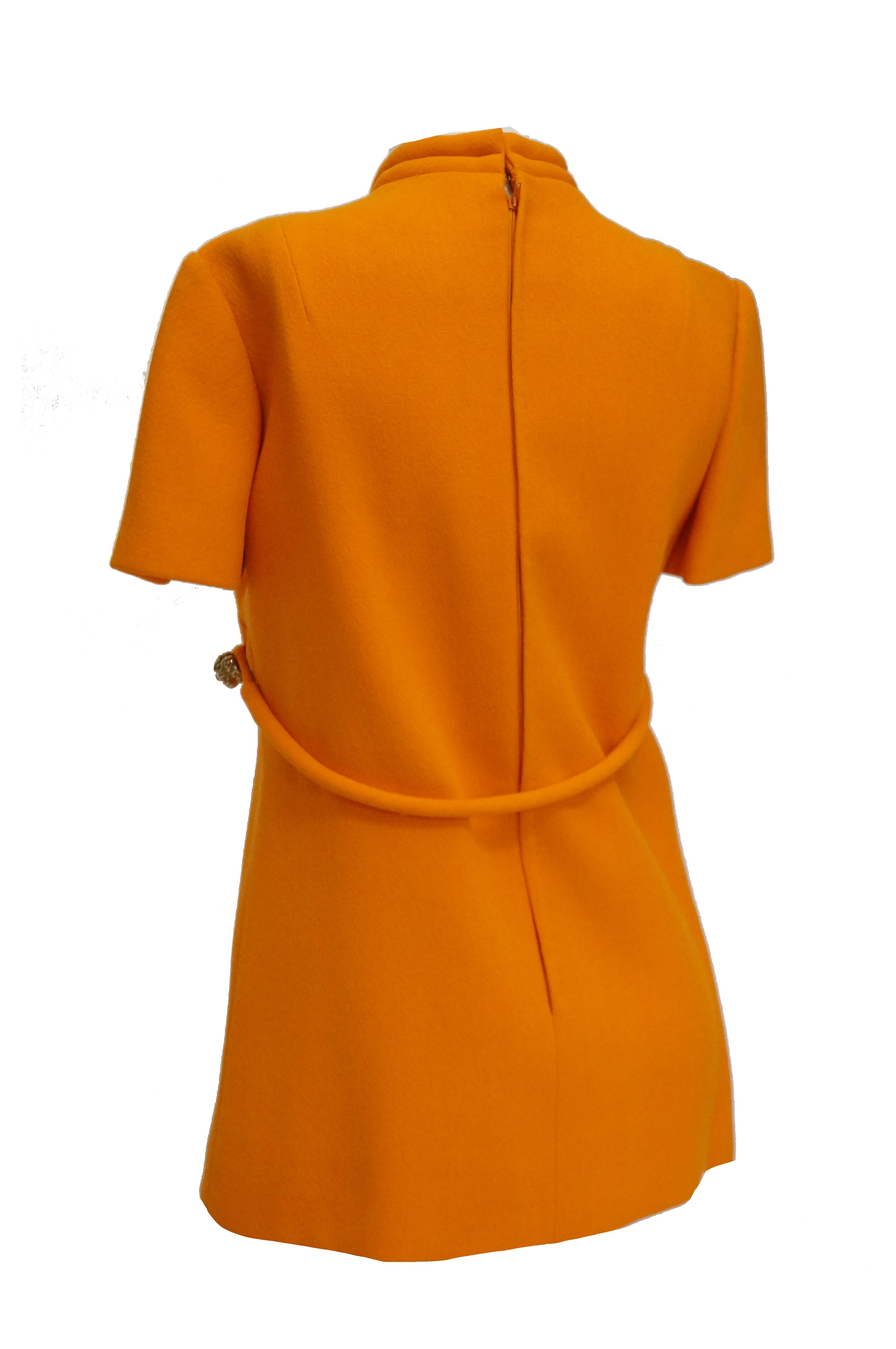 Rare 1960s Bill Blass Orange Mod Mini Dress with Nugget Belt Detail In Good Condition In Houston, TX