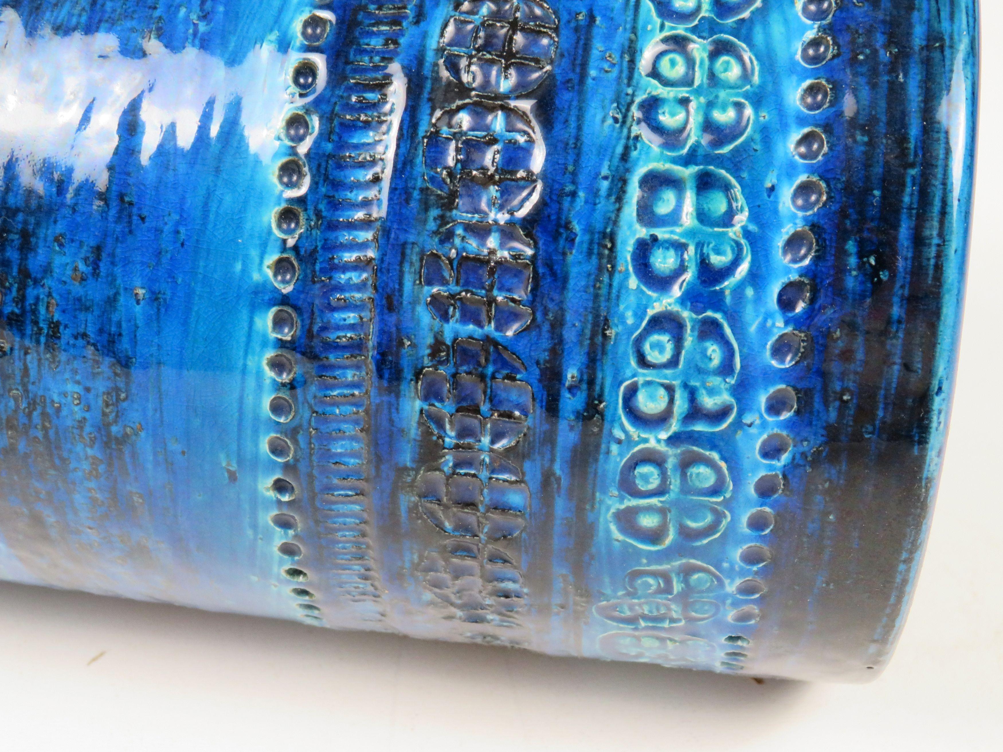XX secolo Rare 1960s Bitossi Rimini Blue Ceramic Vase by Aldo Londi for Bitossi Ceramiche in vendita