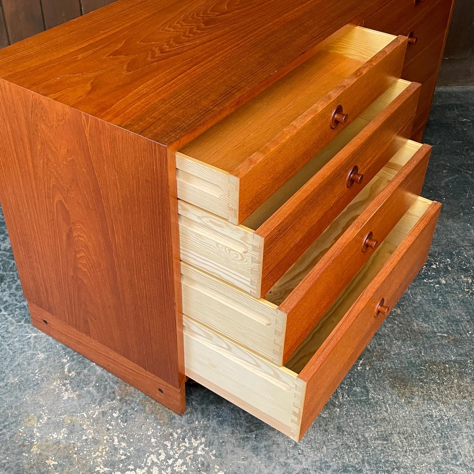 1960s Teak Dresser Scandes Mountain Cabin Chest of Drawers For Sale 2