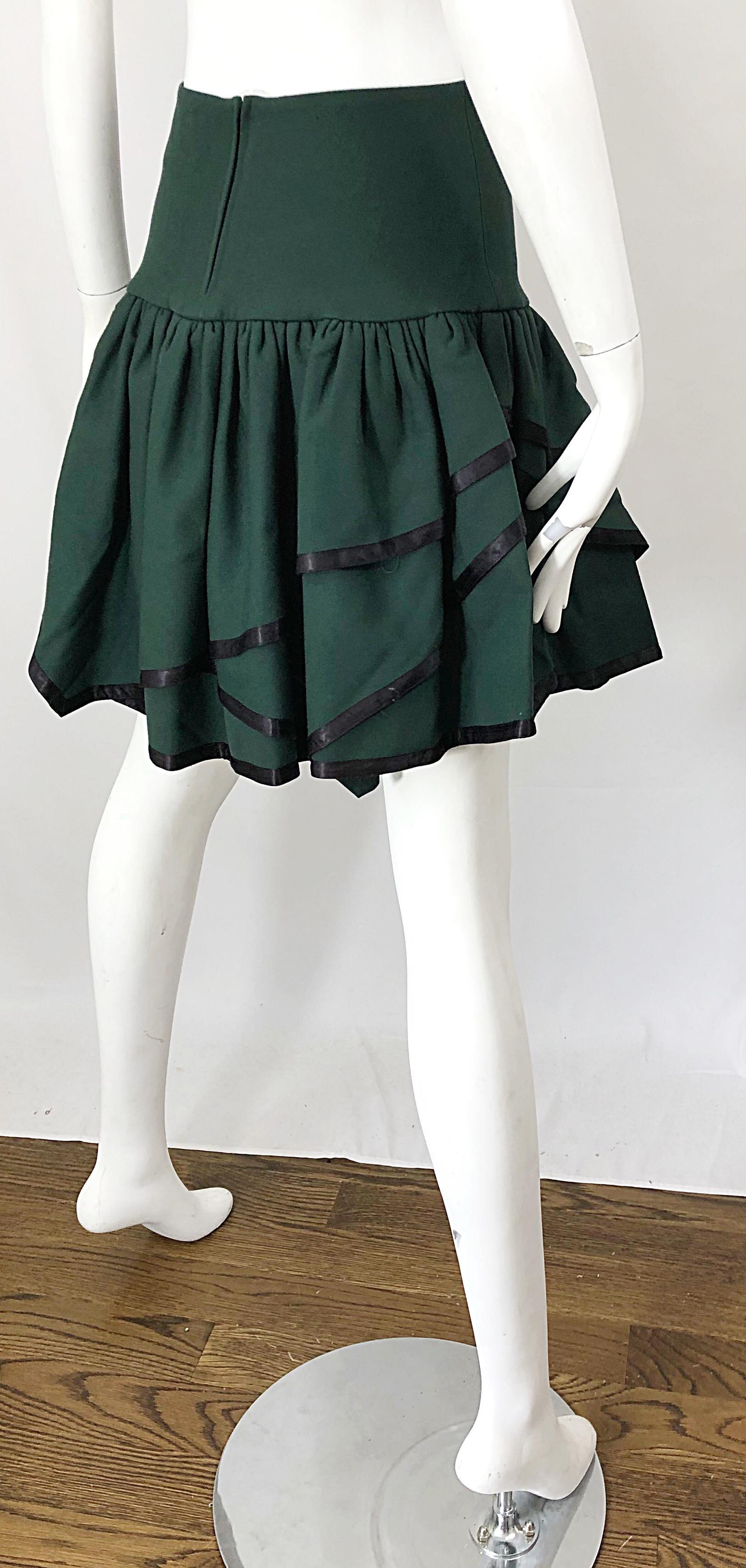 Women's Rare 1960s Cardinali Hunter Green Wool Handkerchief Hem Vintage 60s Mini Skirt For Sale