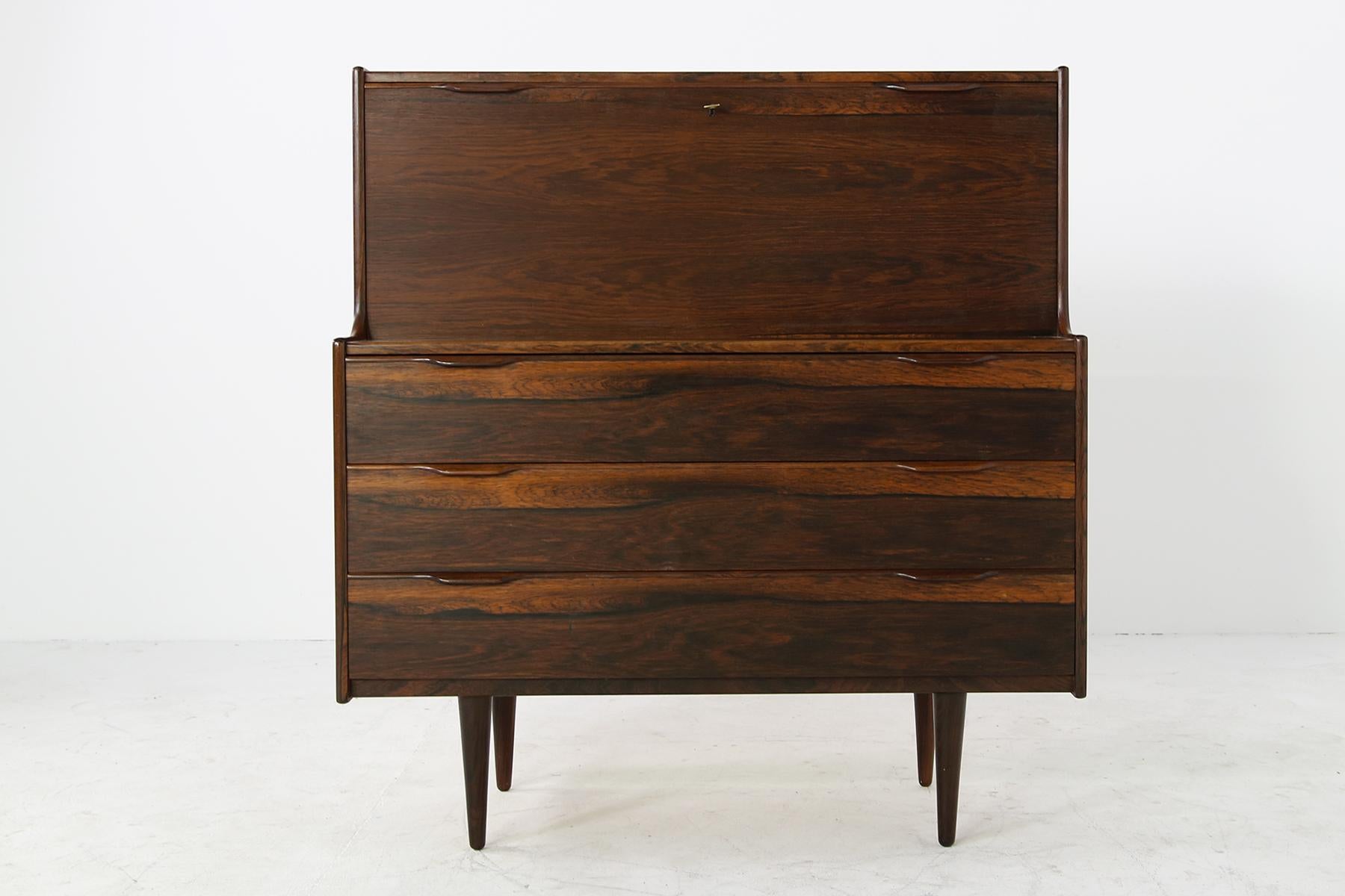 Beautiful and rare 1960s Scandinavian Mid-Century Modern secretary, with beautiful details, overall a beautiful condition inside and outside. Very high quality, rare edition, designed by Henning Jorgensen, manufactured by Fredericia Denmark.