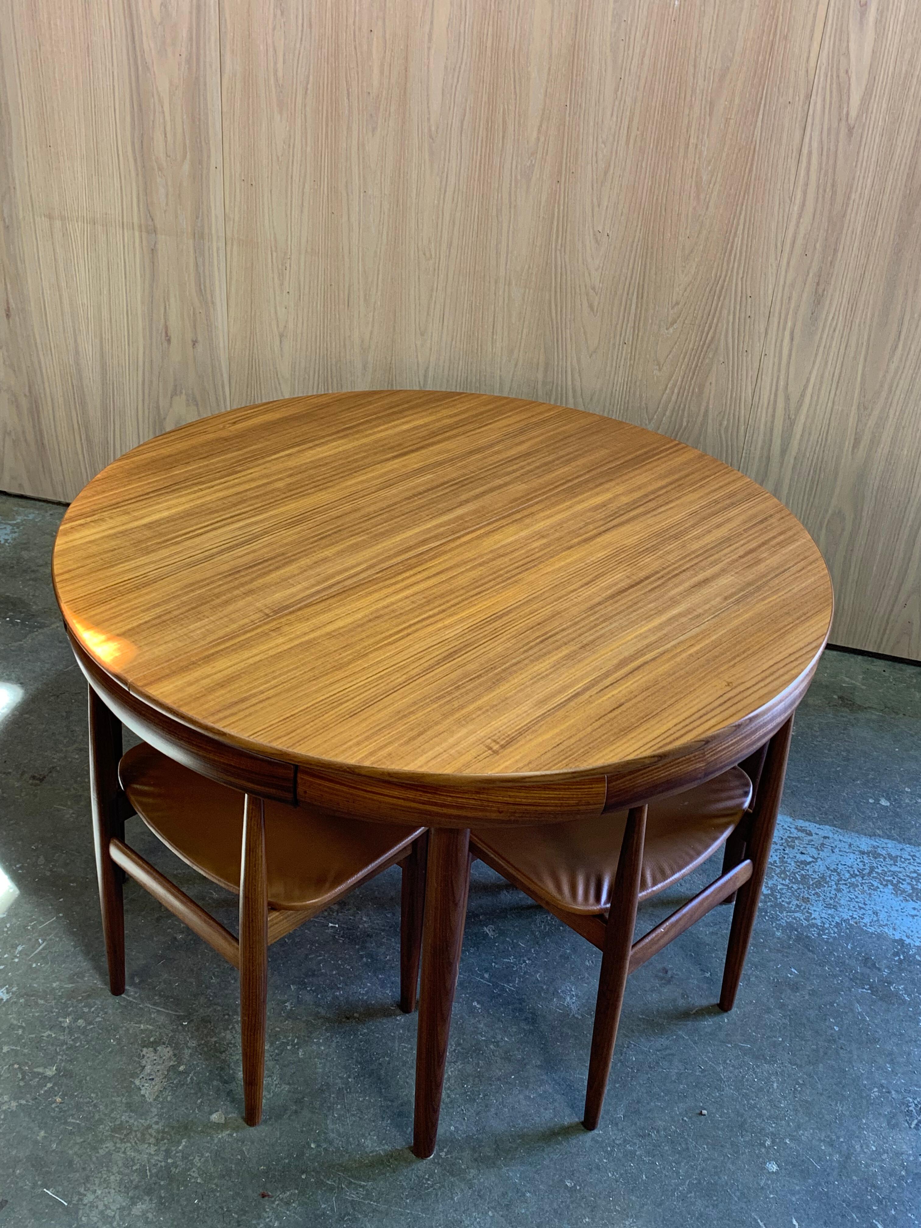 Rare ensemble de salle à manger ronde en teck danois des années 1960 par Hans Olsen pour Frem Rojle en vente 4