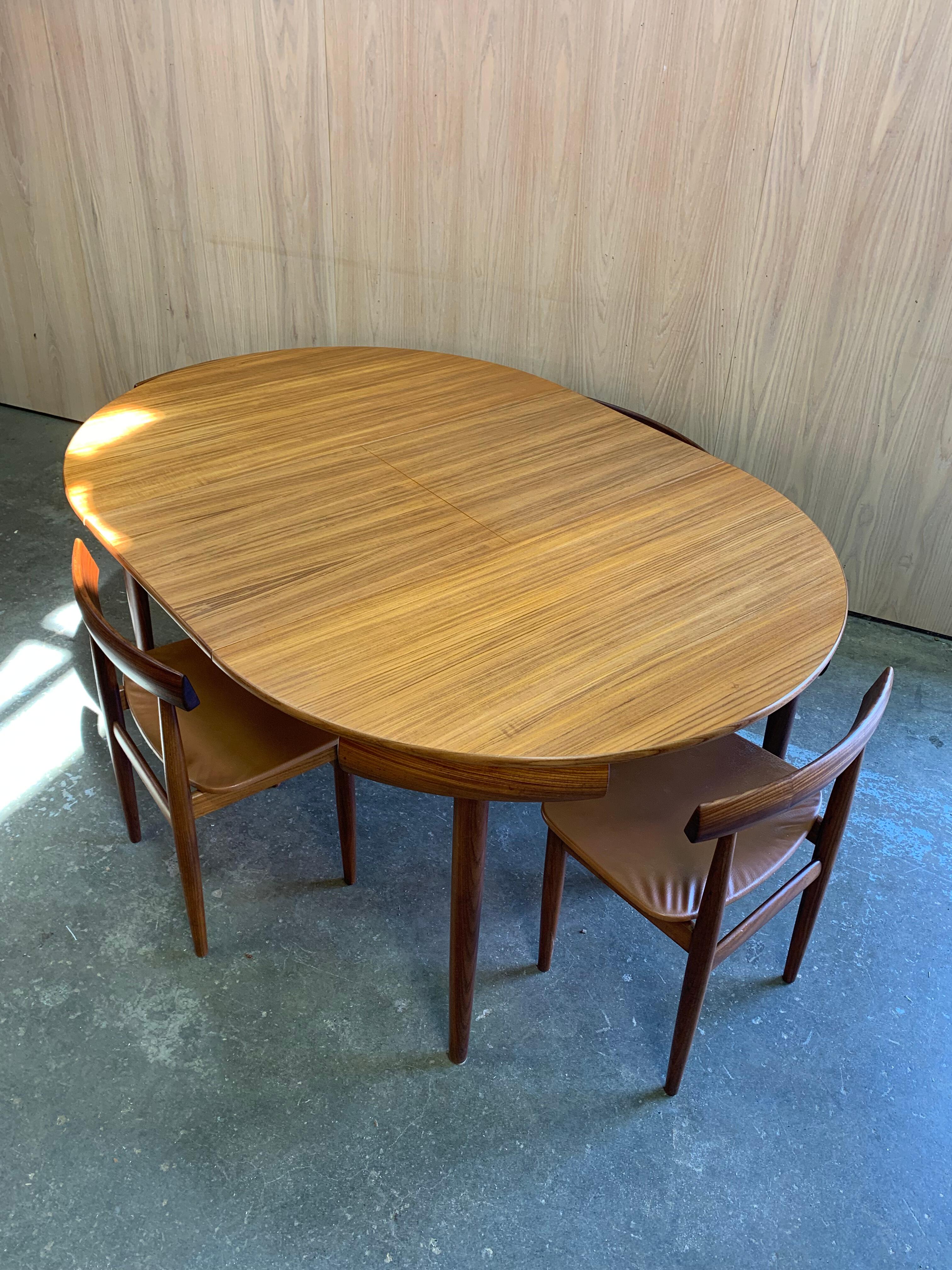 Rare ensemble de salle à manger ronde en teck danois des années 1960 par Hans Olsen pour Frem Rojle en vente 10