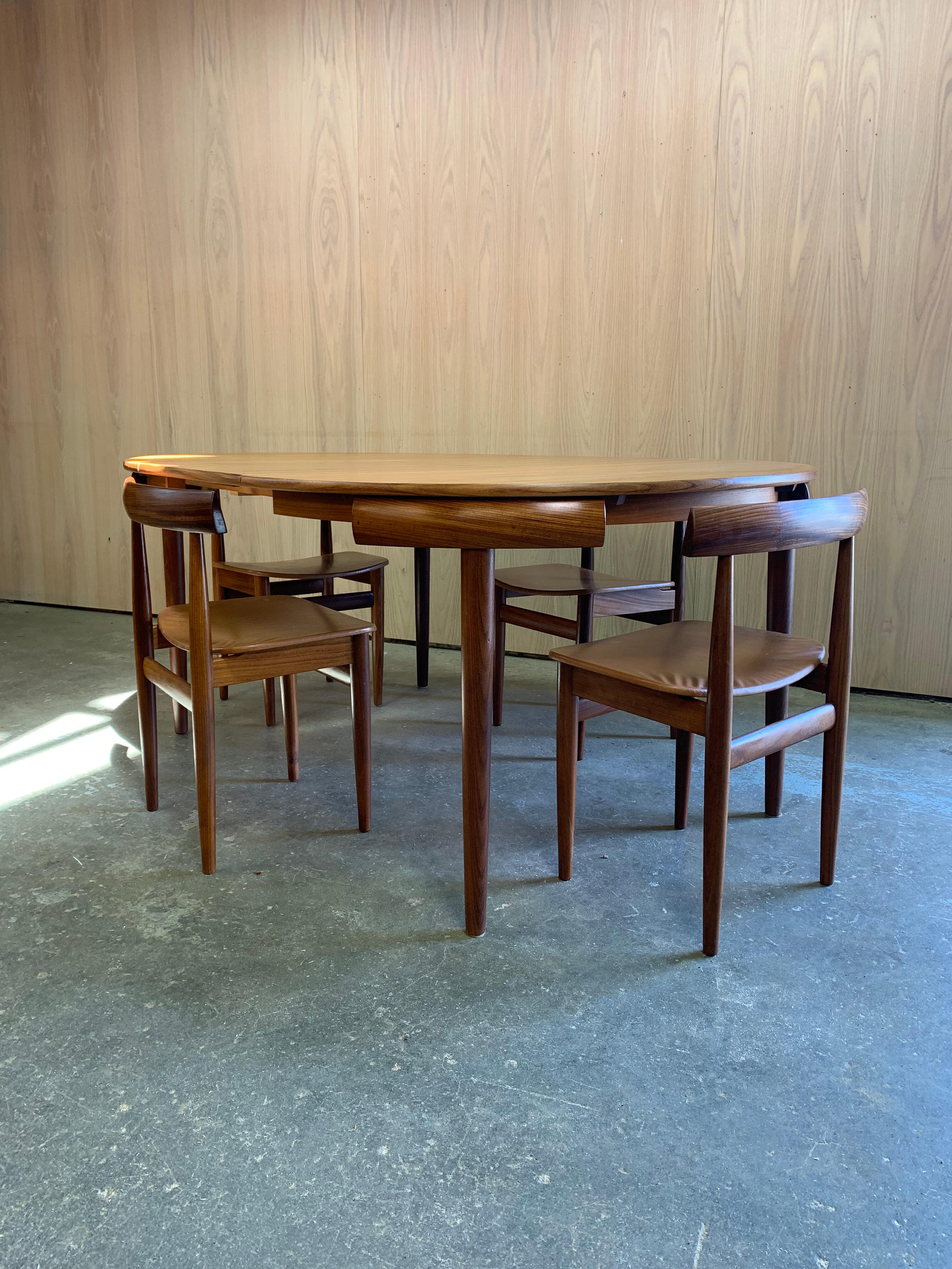 Rare ensemble de salle à manger ronde en teck danois des années 1960 par Hans Olsen pour Frem Rojle en vente 12