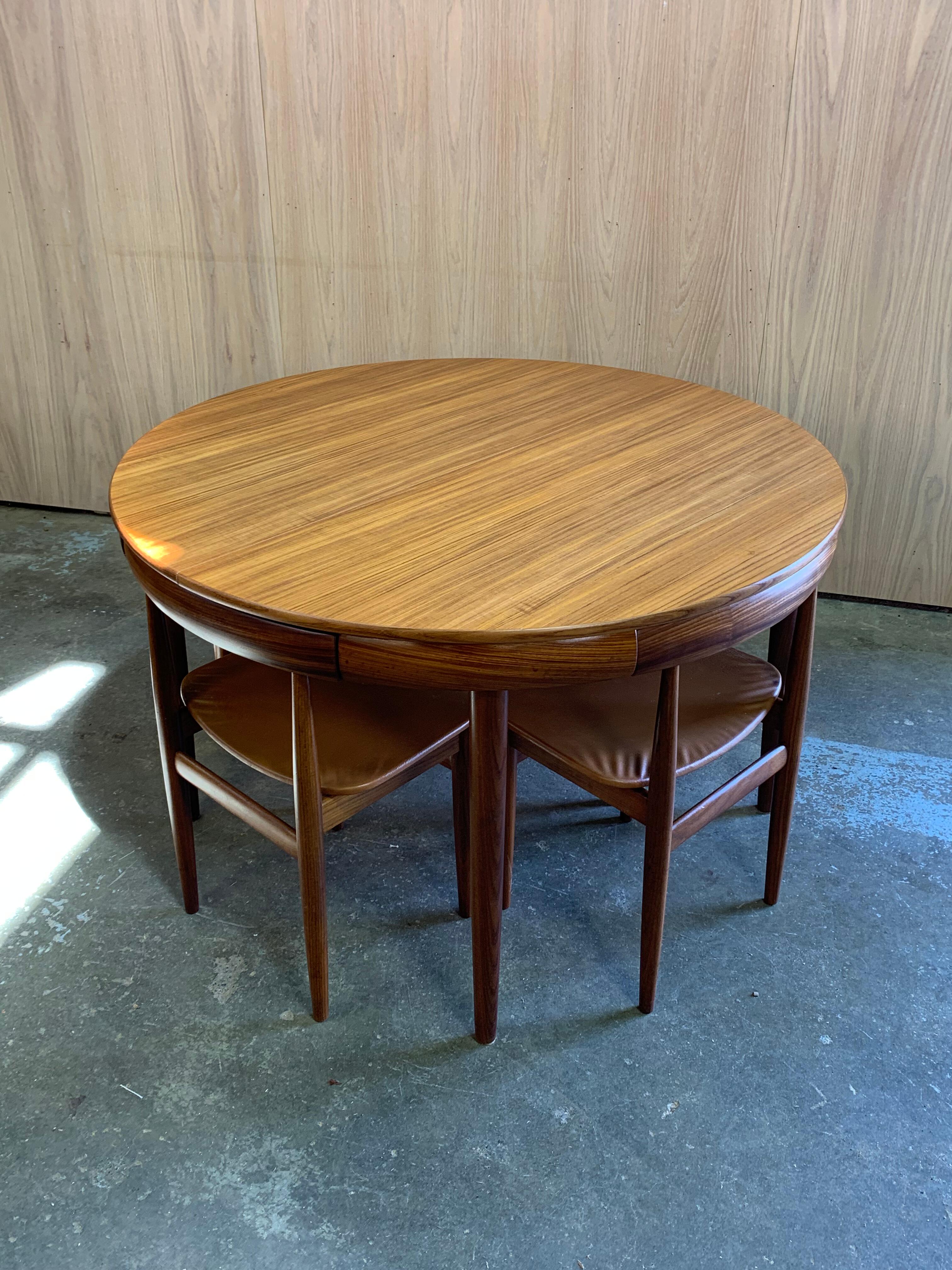 Teck Rare ensemble de salle à manger ronde en teck danois des années 1960 par Hans Olsen pour Frem Rojle en vente