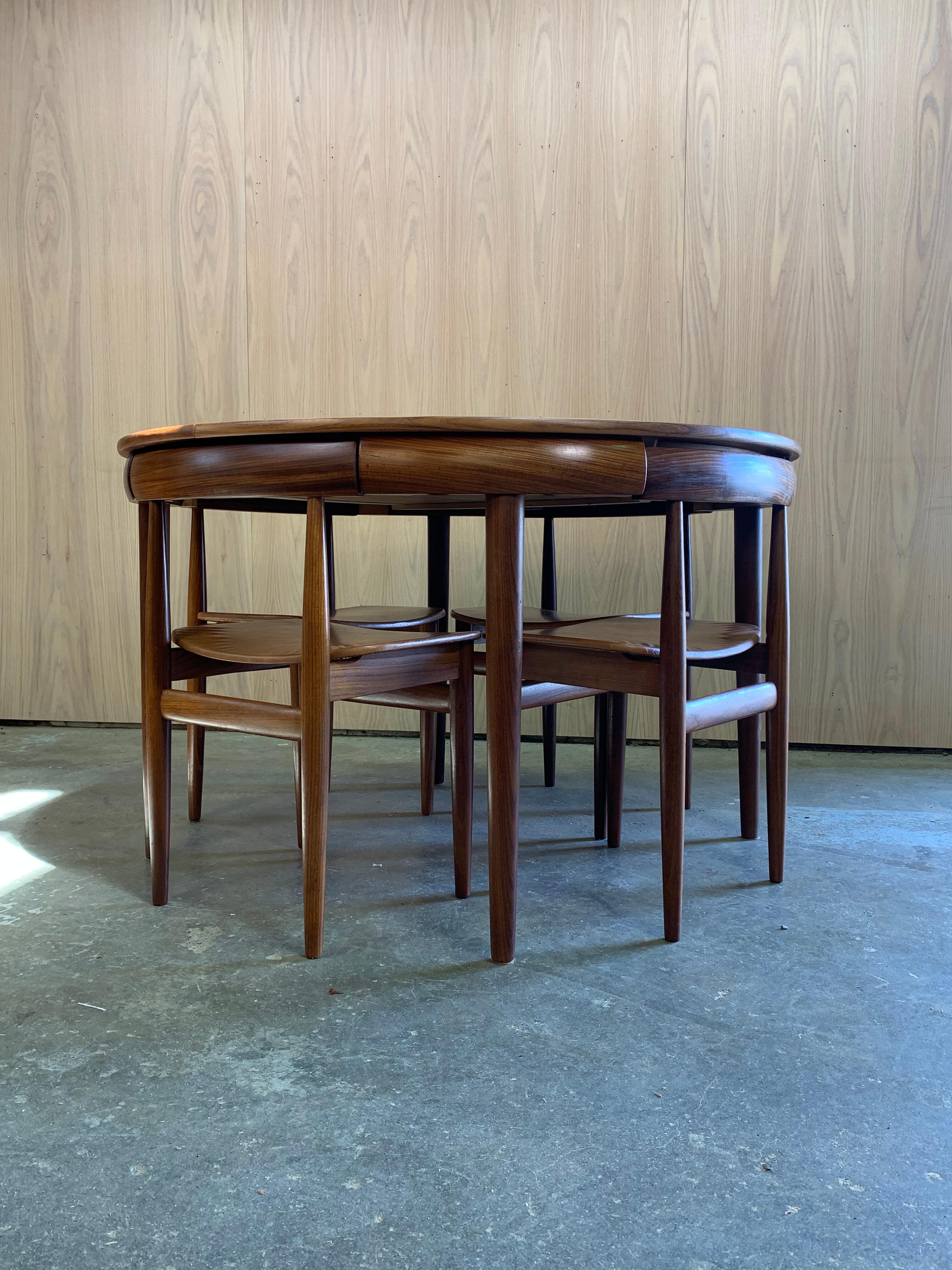 Rare ensemble de salle à manger ronde en teck danois des années 1960 par Hans Olsen pour Frem Rojle en vente 2
