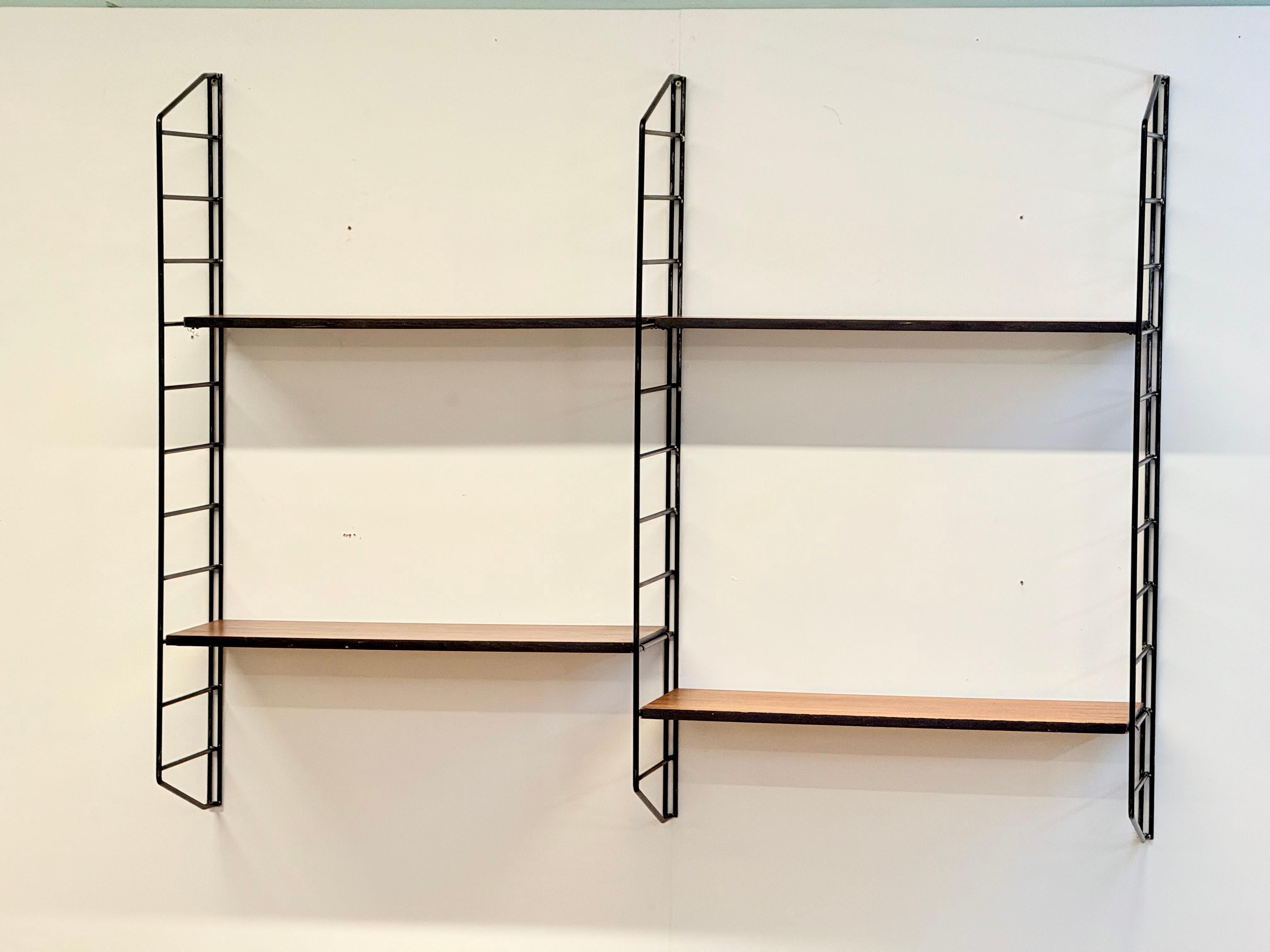 Rare 1960s Floating Modular Shelving System Wall Unit By Brianco In Good Condition For Sale In Tonbridge, Kent