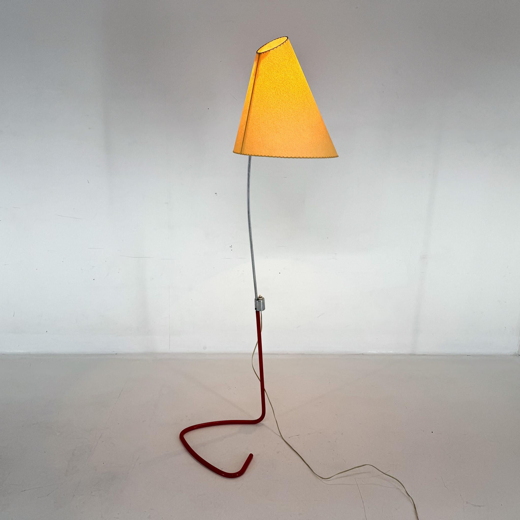 Seltene Stehlampe aus den 1960er Jahren von Josef Hurka für Napako, Tschechoslowakei (Moderne der Mitte des Jahrhunderts) im Angebot