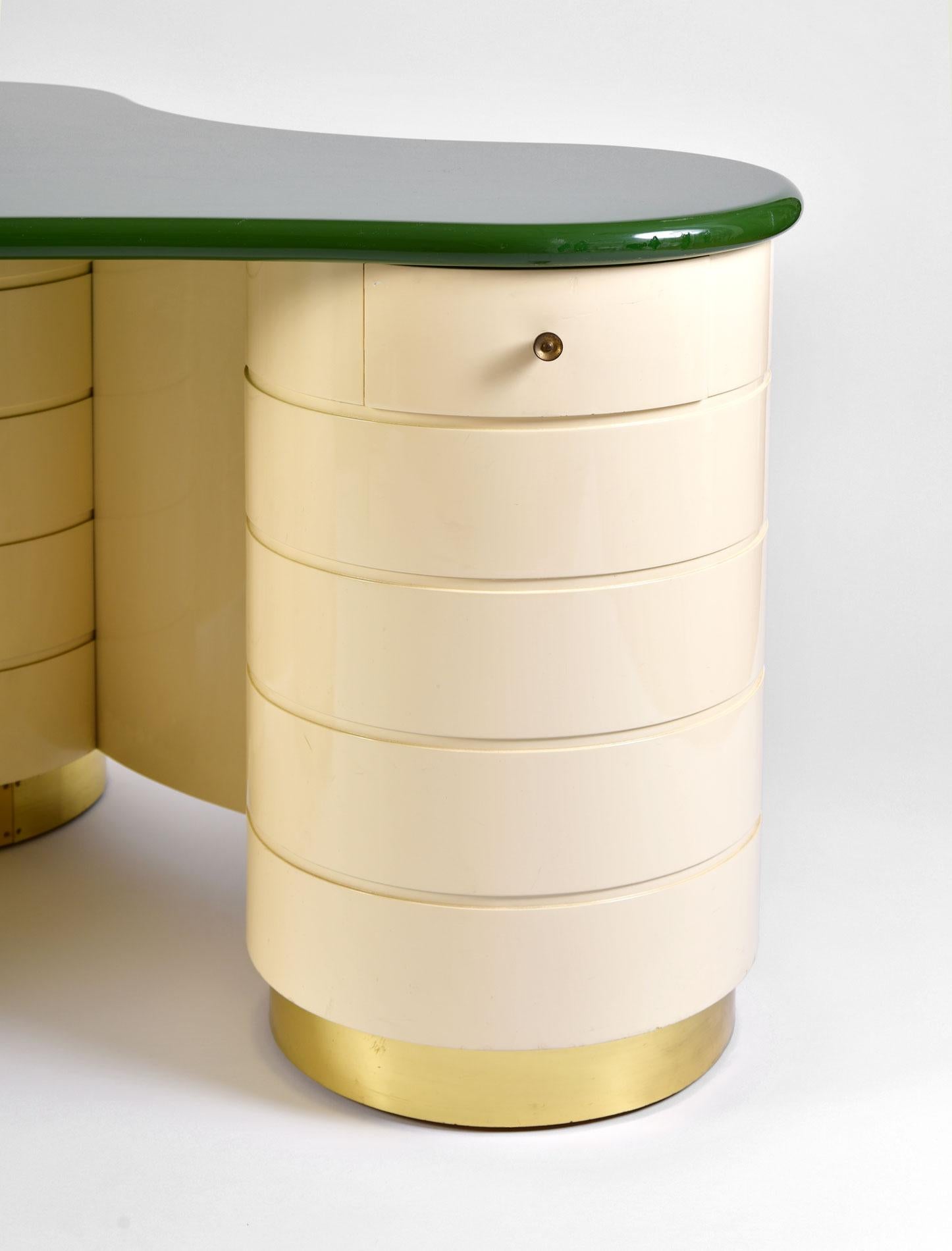 Mid-20th Century Rare 1960s Green and Cream Italian Dressing Table or Vanity