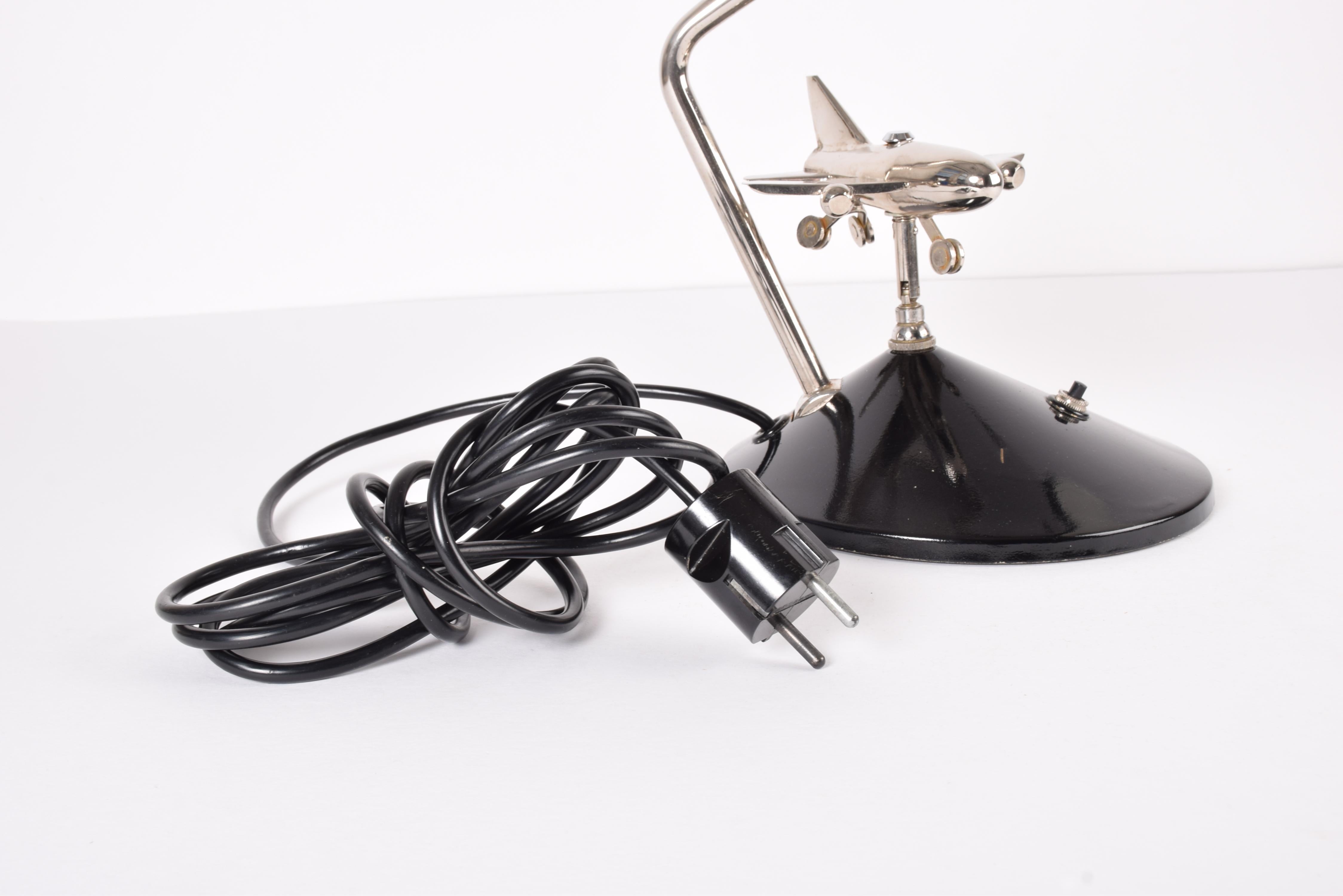 Rare 1960s Hala Zeist Desk Table Lamp Black Lacquer with Mobile Chrome Airplane For Sale 13