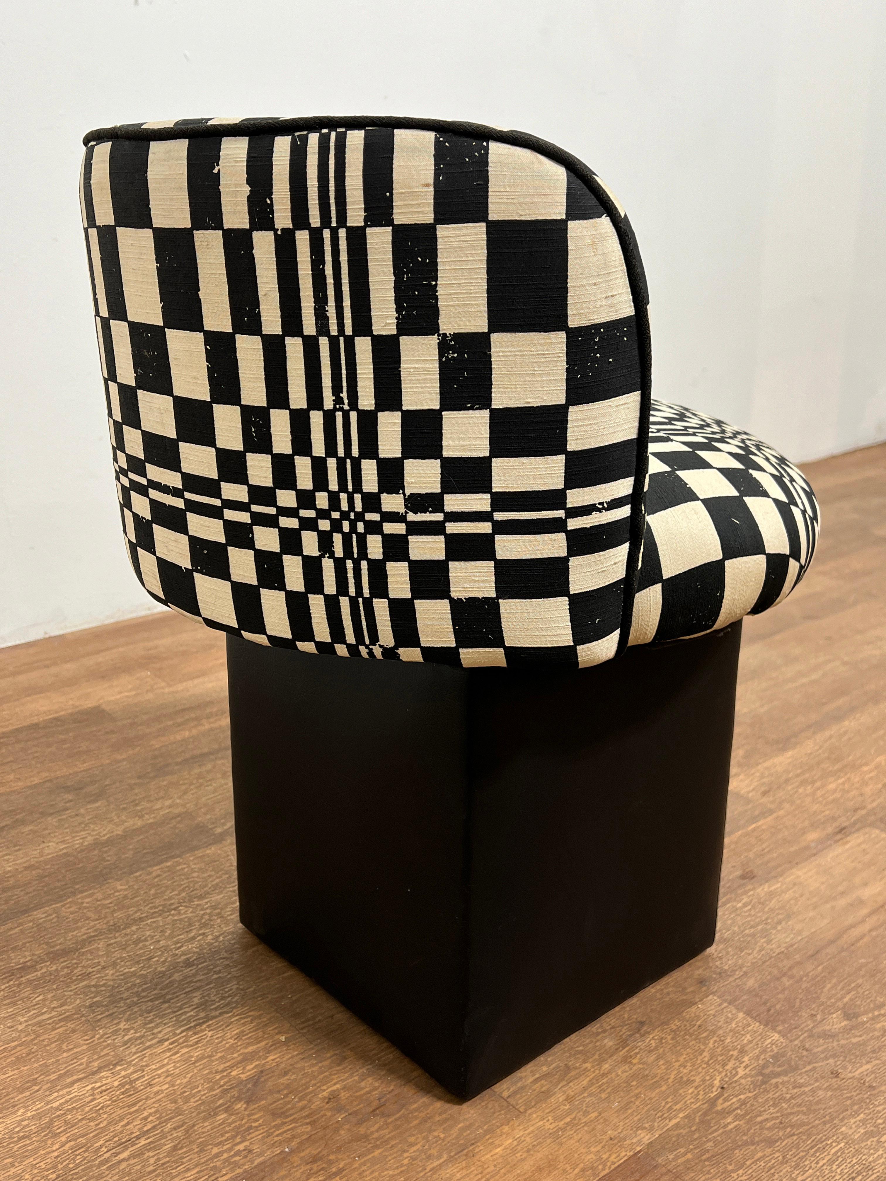 Rare 1960s Op Art Swivel Vanity Stool For Sale 3