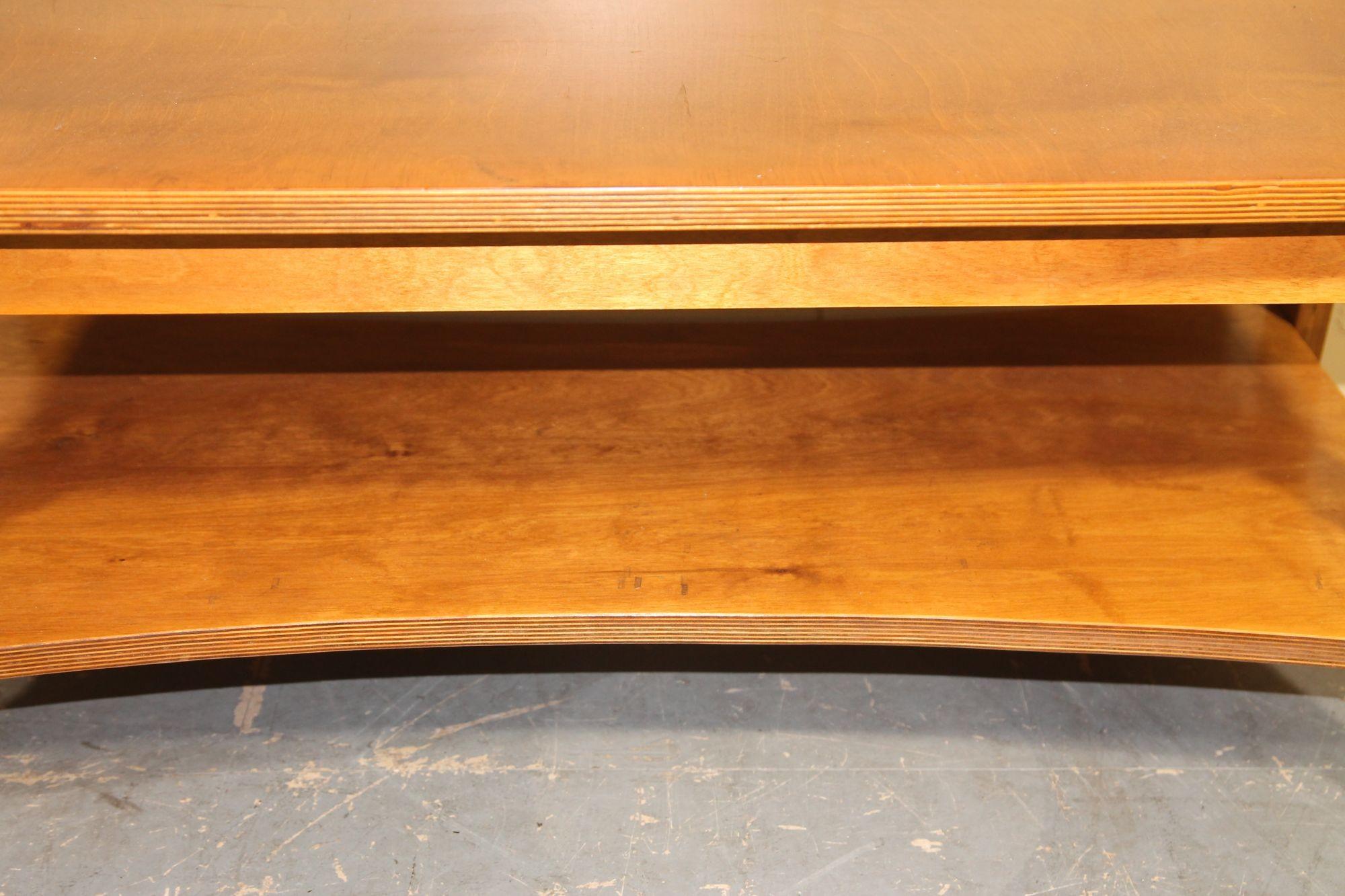 Mid-Century Modern Rare table basse en contreplaqué des années 1960 en vente