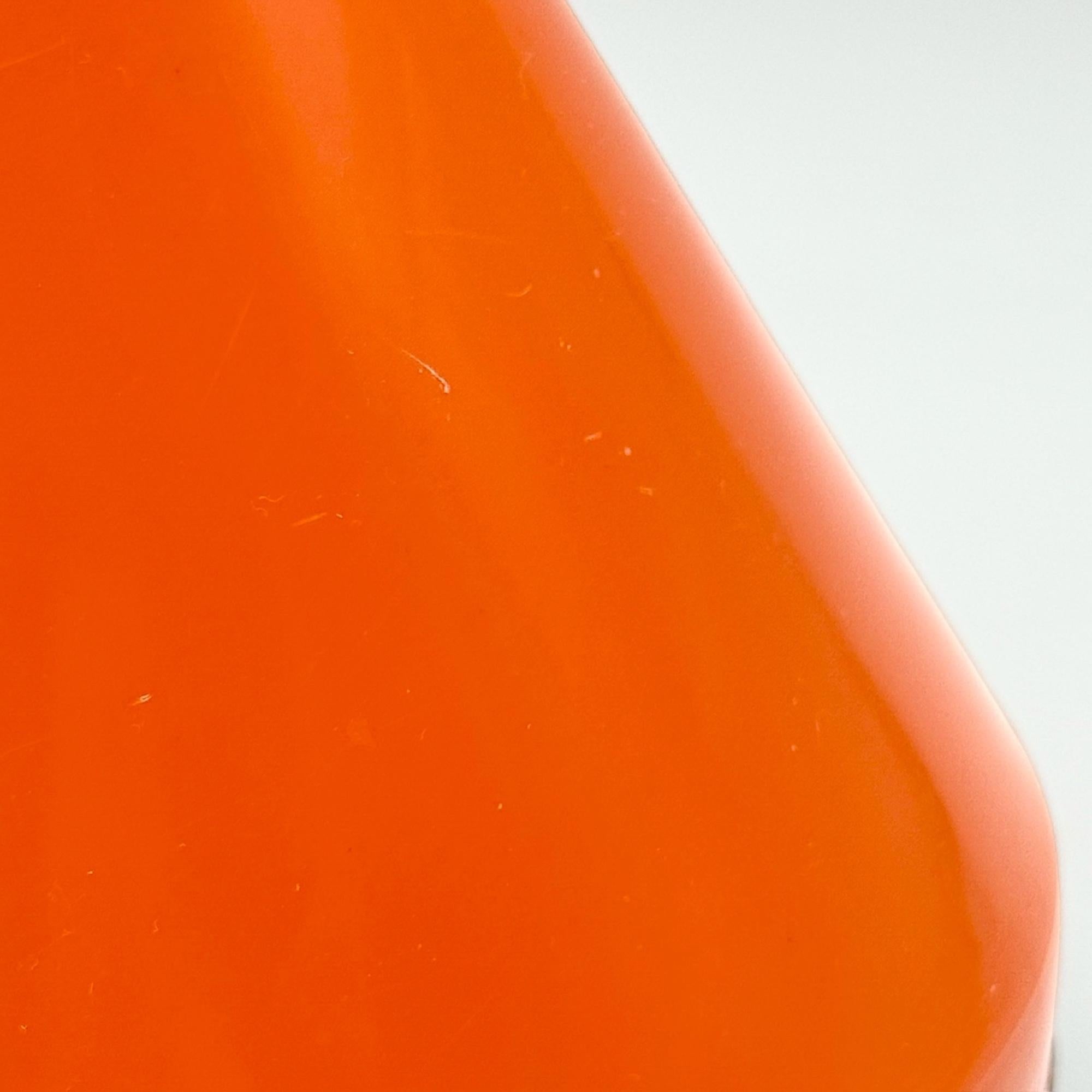 Rare cendrier de sol de l'ère spatiale des années 1960 en plastique orange et chrome en vente 2