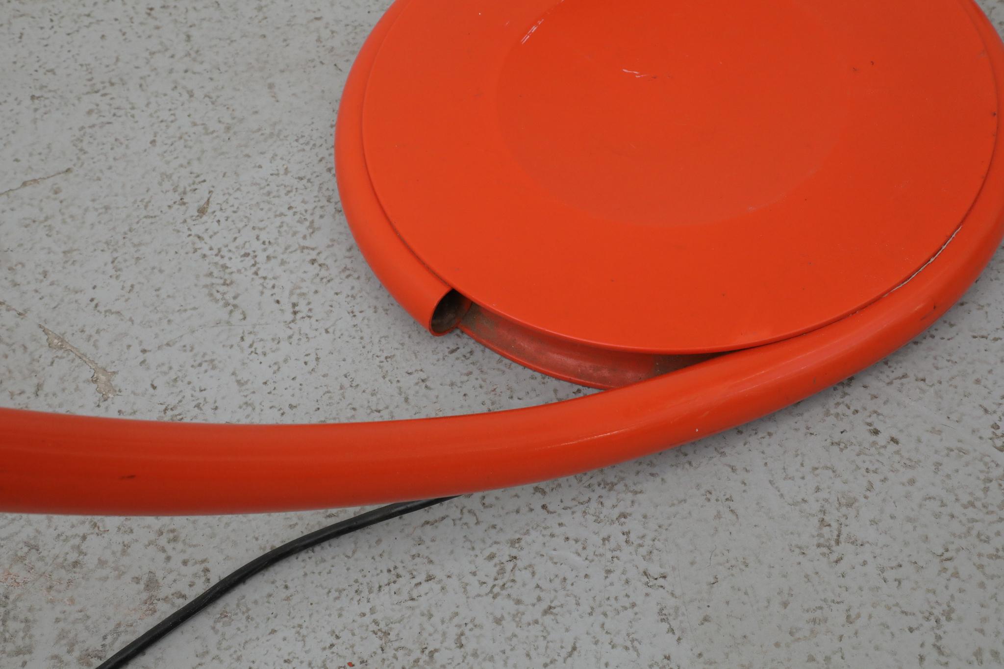 Rara lámpara de pie Serpente naranja de 1965 de Elio Martinelli para Martinelli Luce en venta 7