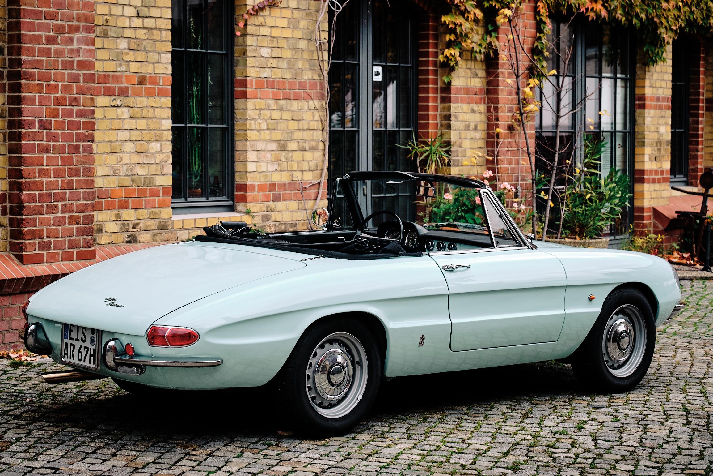 For sale is a rare 1967 Alfa Spider Duetto, accompanied by its original German registration documents. This gem underwent an extensive restoration process in 2013/2014, including a meticulous frame-off restoration and sandblasting of the body. The