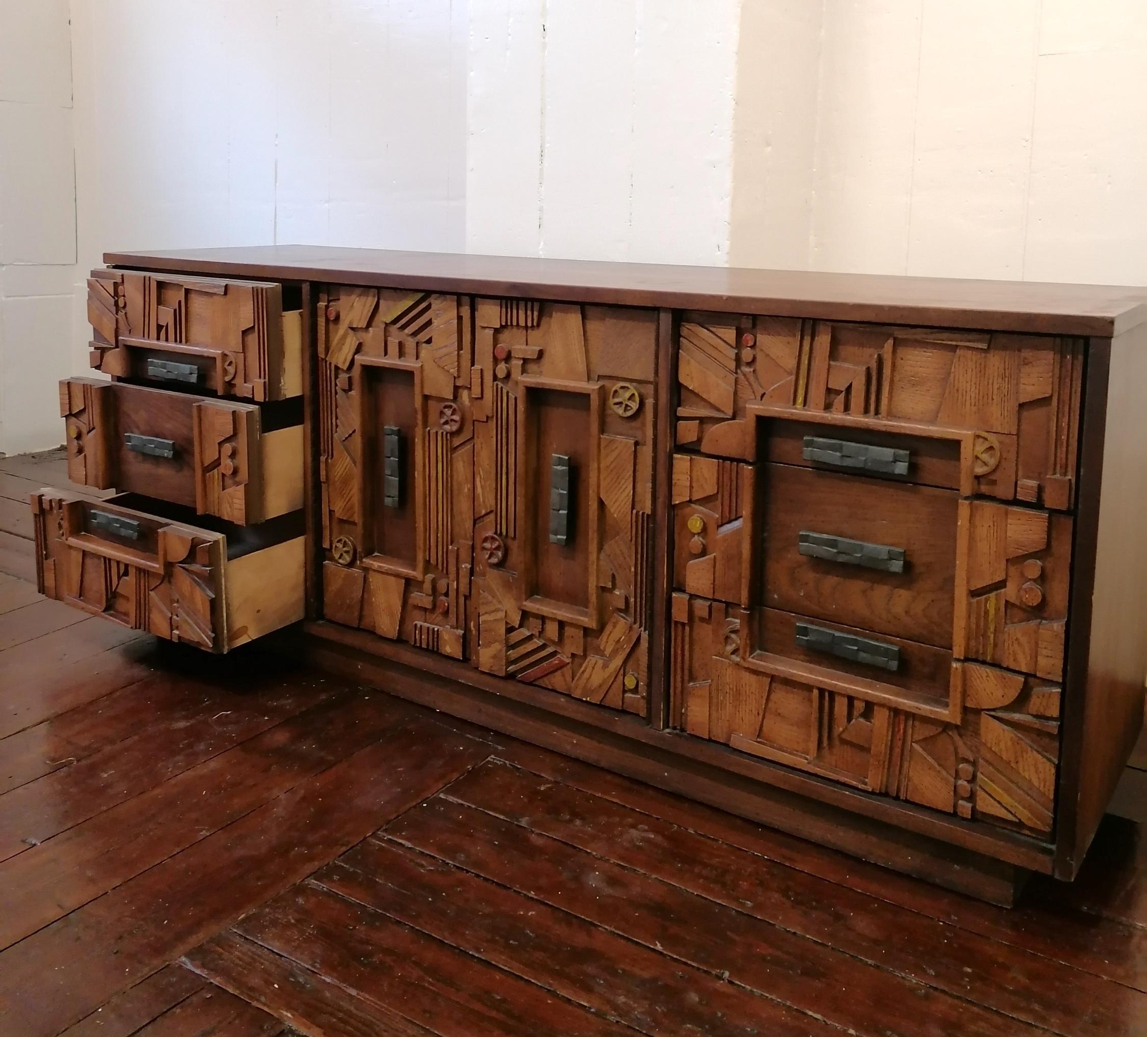 Rare 1970s American brutalist sideboard with drawers, probably by Lane Furniture For Sale 8