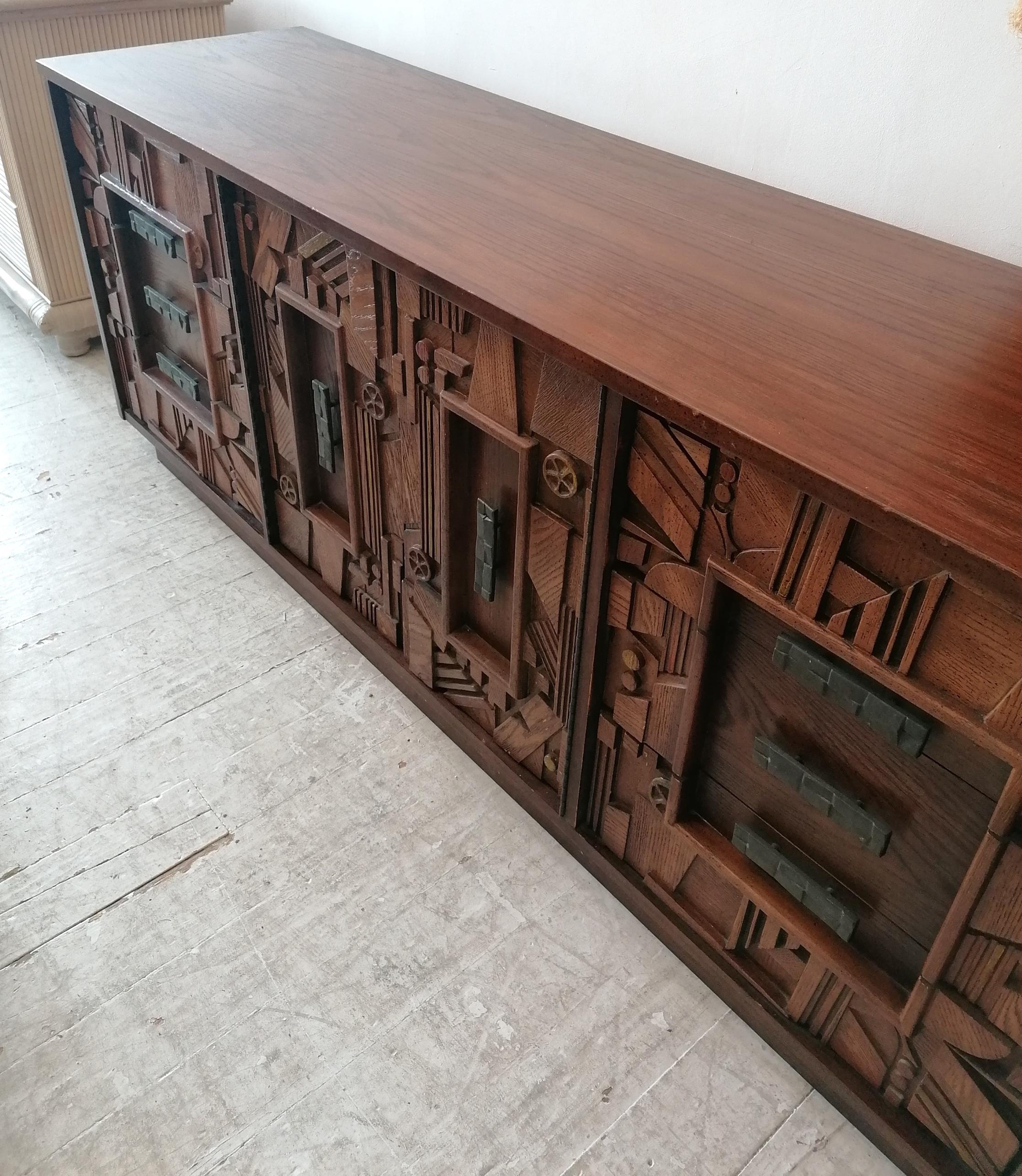 20th Century Rare 1970s American brutalist sideboard with drawers, probably by Lane Furniture For Sale
