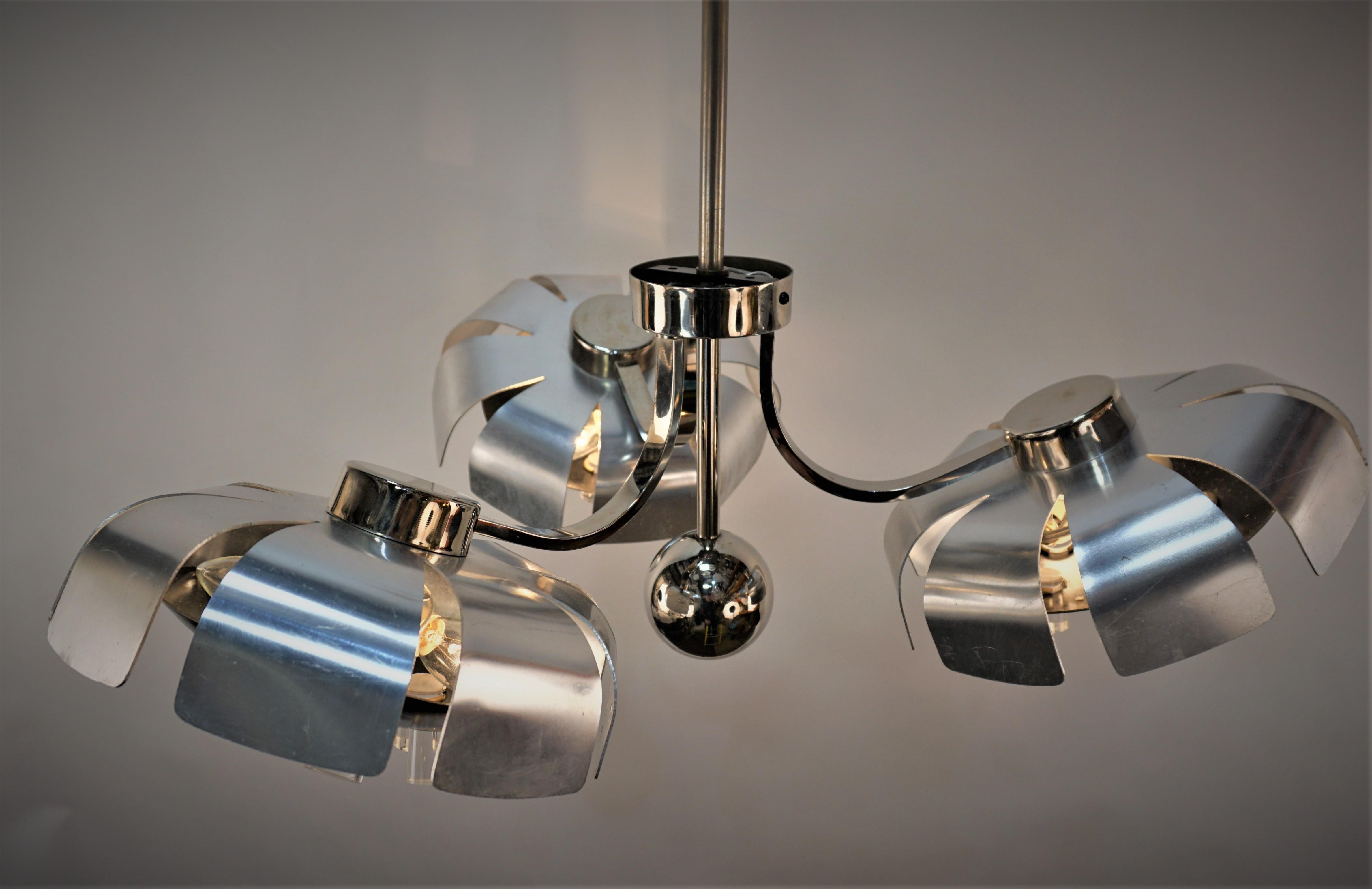 Rare 1970s Brushed Aluminum, Nickel and Lucite Chandelier For Sale 2