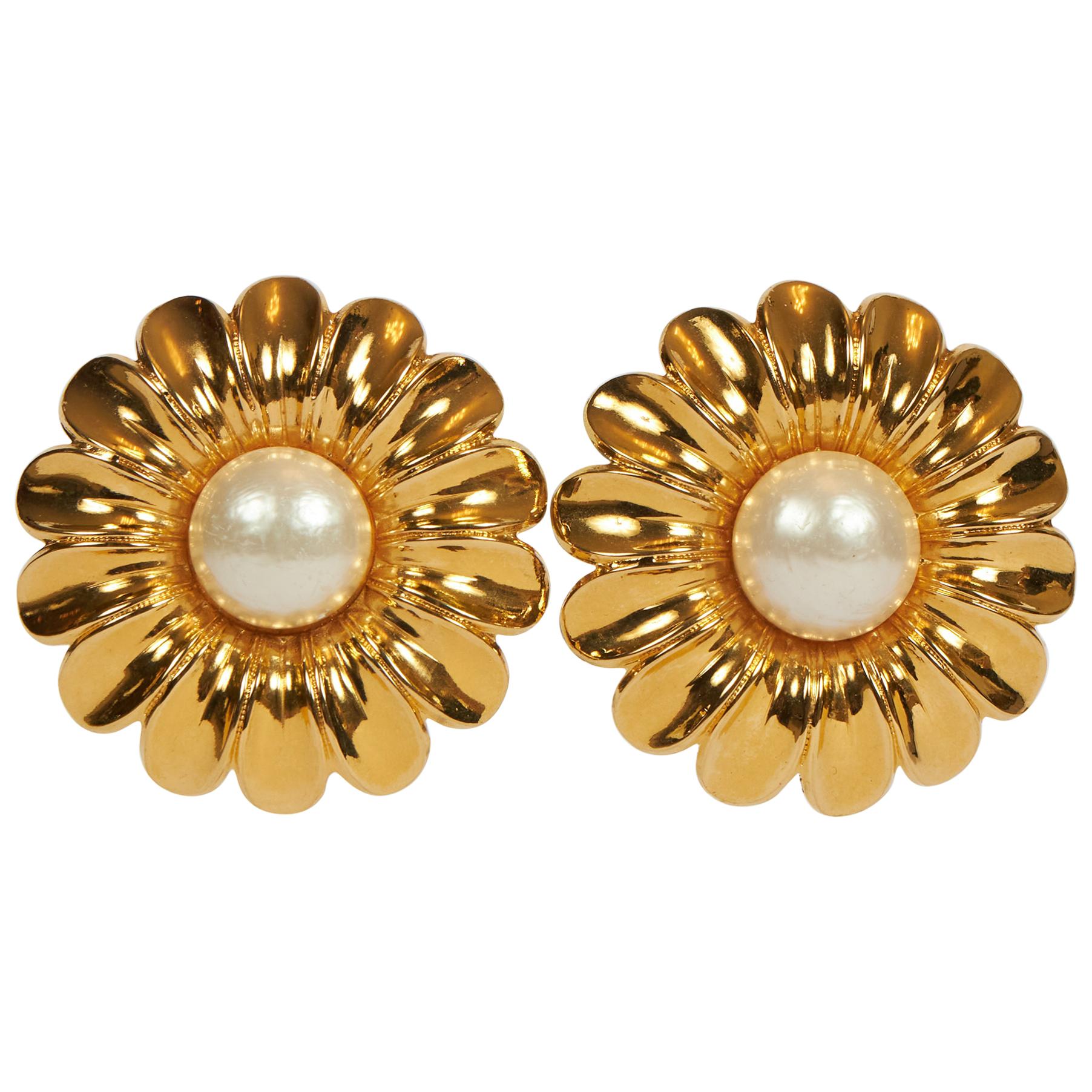 Rare 1970's Chanel Oversized Daisy Pearl Earrings