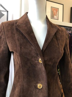 Raro abito Gucci anni '70 in pelle scamosciata marrone cioccolato (42 Itl)