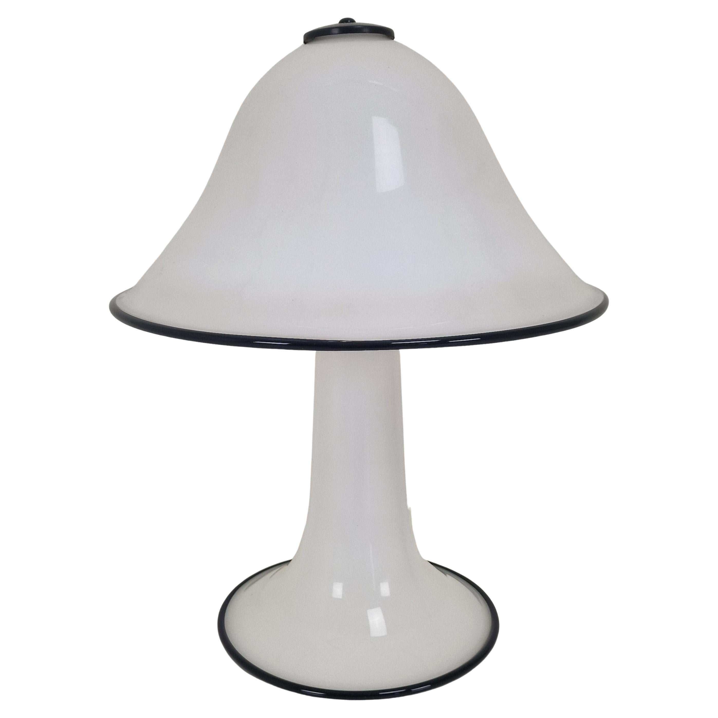 Rara lámpara seta de Murano de los años 70 - Vidrio soplado a mano con luz blanca difusa