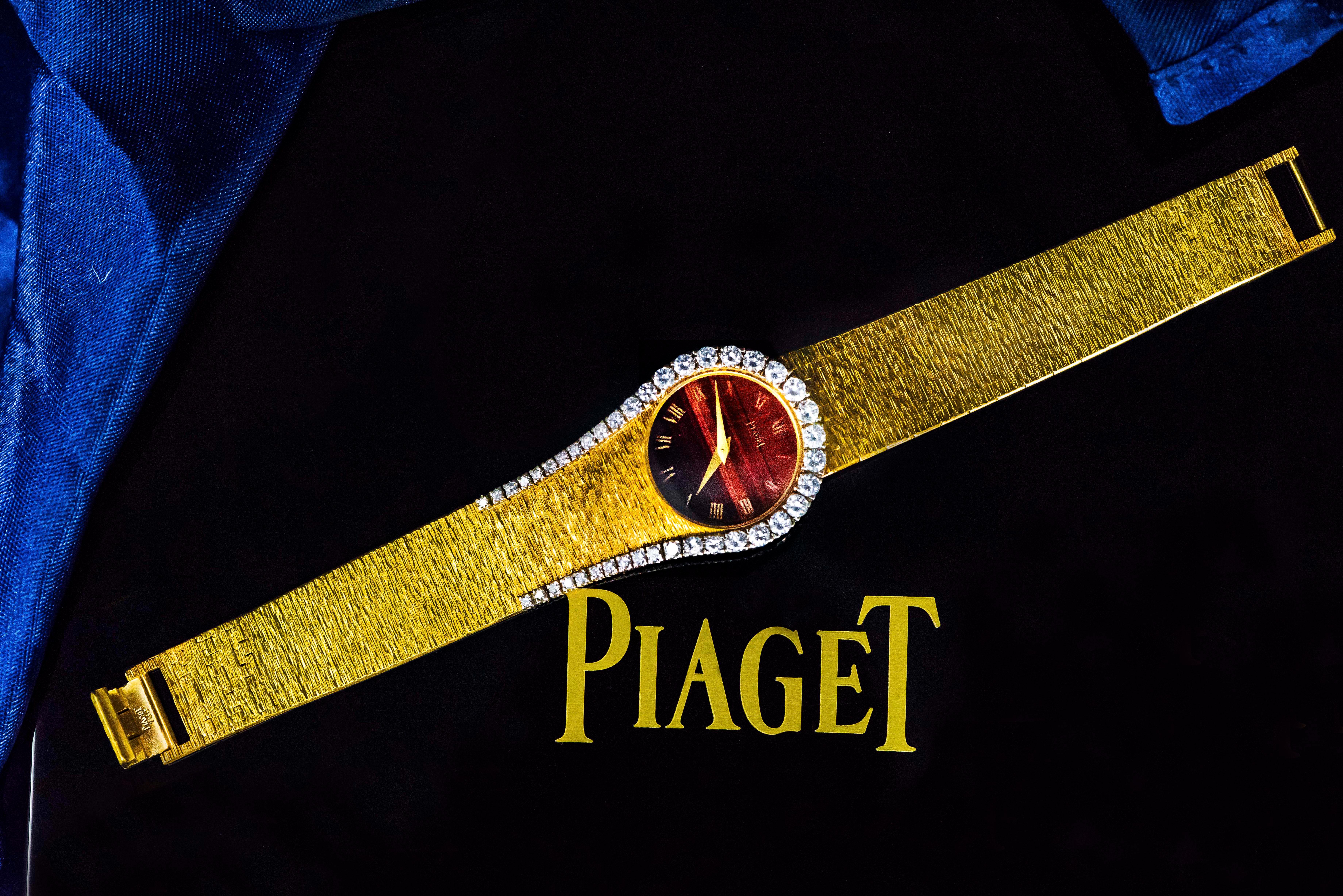 1970s Piaget Tiger Eye Diamond Set 