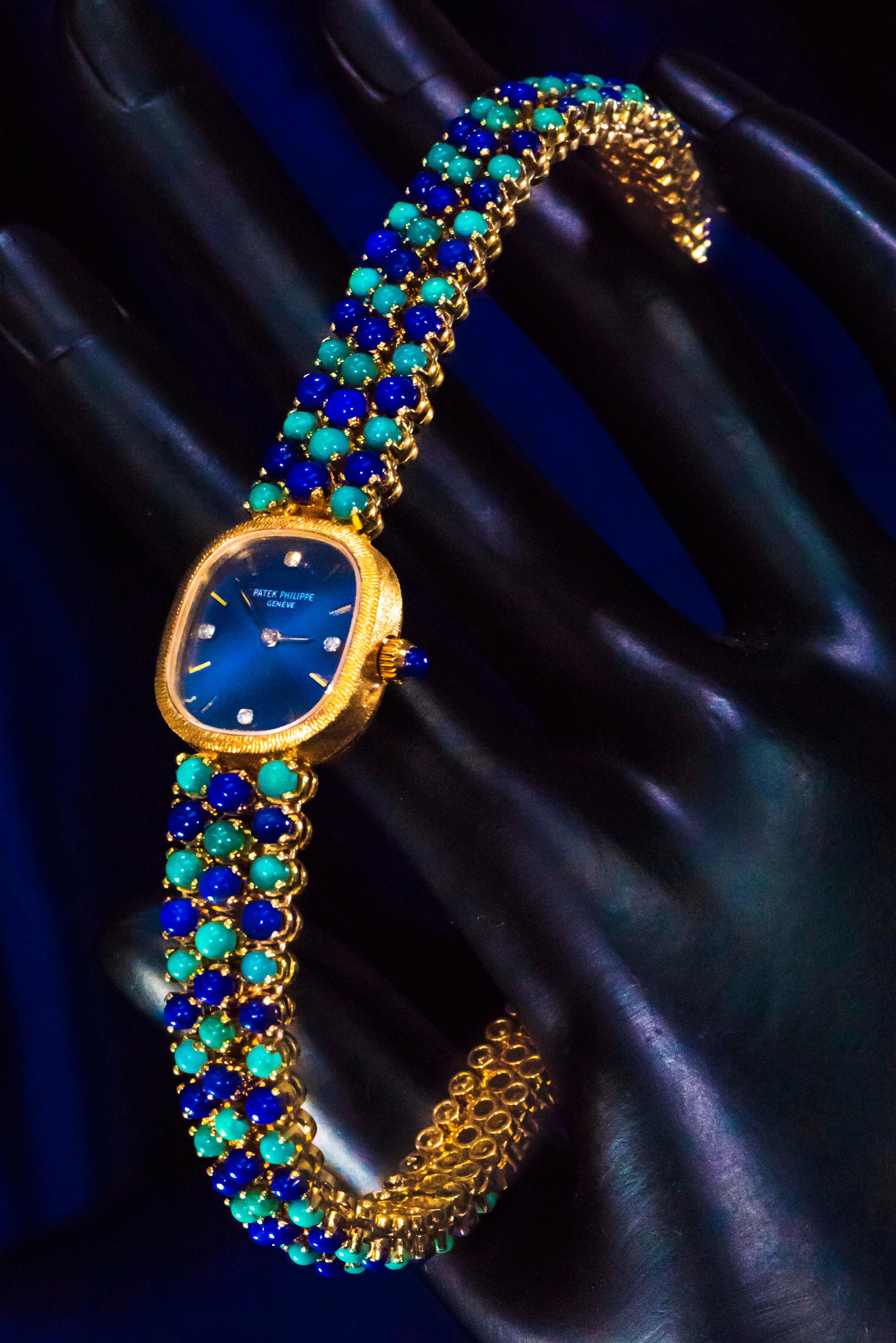 1971 Piece Unique Patek Philippe Lapis Turquoise Diamond Bracelet Watch In Excellent Condition For Sale In New york, NY