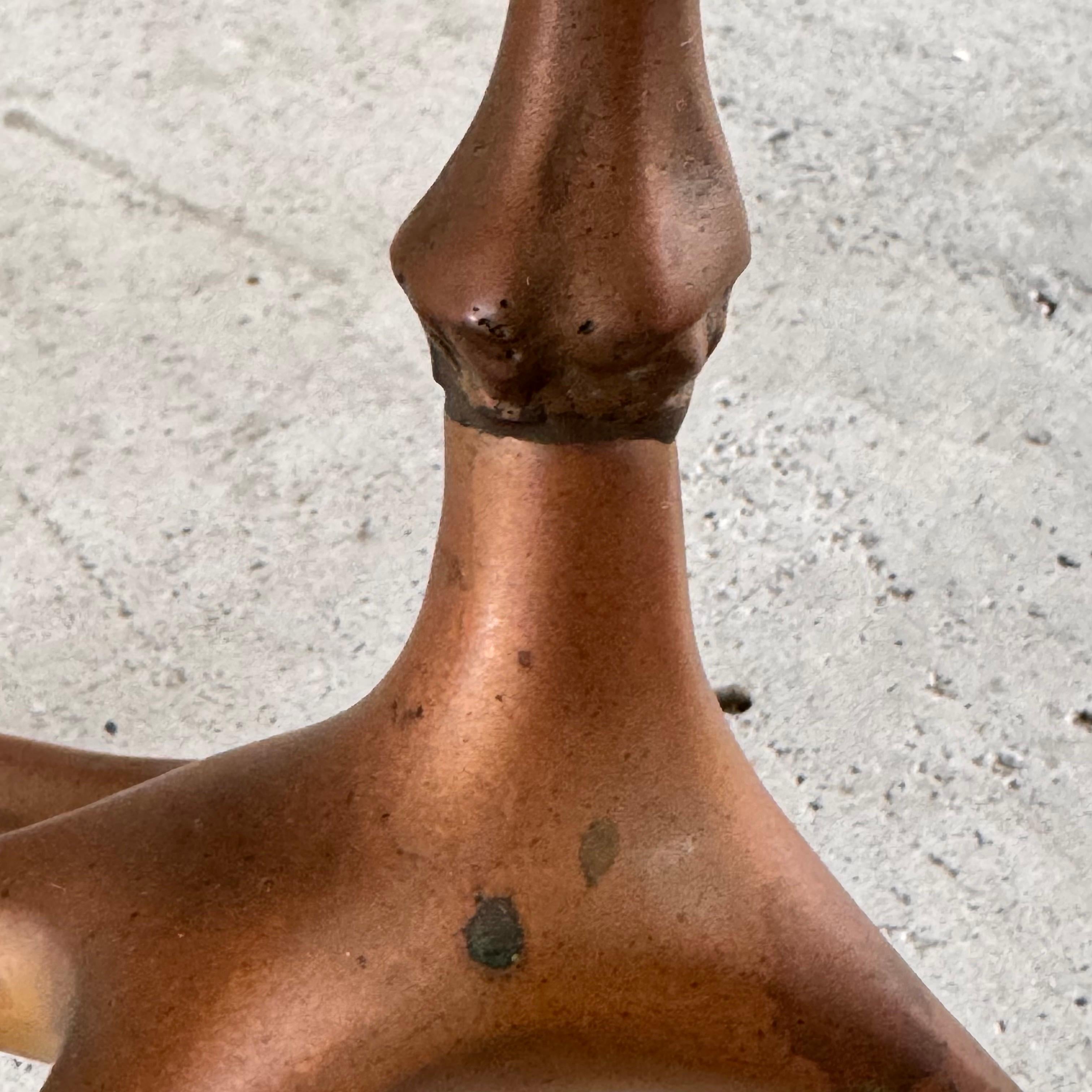 Rare table Traccia Meret Oppenheim, Studio Simon, collection Ultramobili, 1972 en vente 12