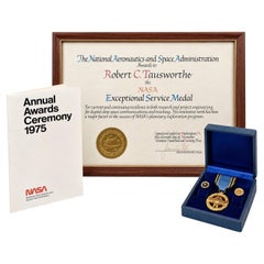 Rare 1975 NASA Complete Exceptional Service Medal Archive, Deep Space, JPL