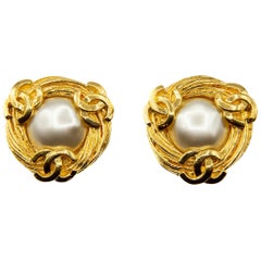 Vintage Rare 1980s collection 25 Chanel Clip on earrings