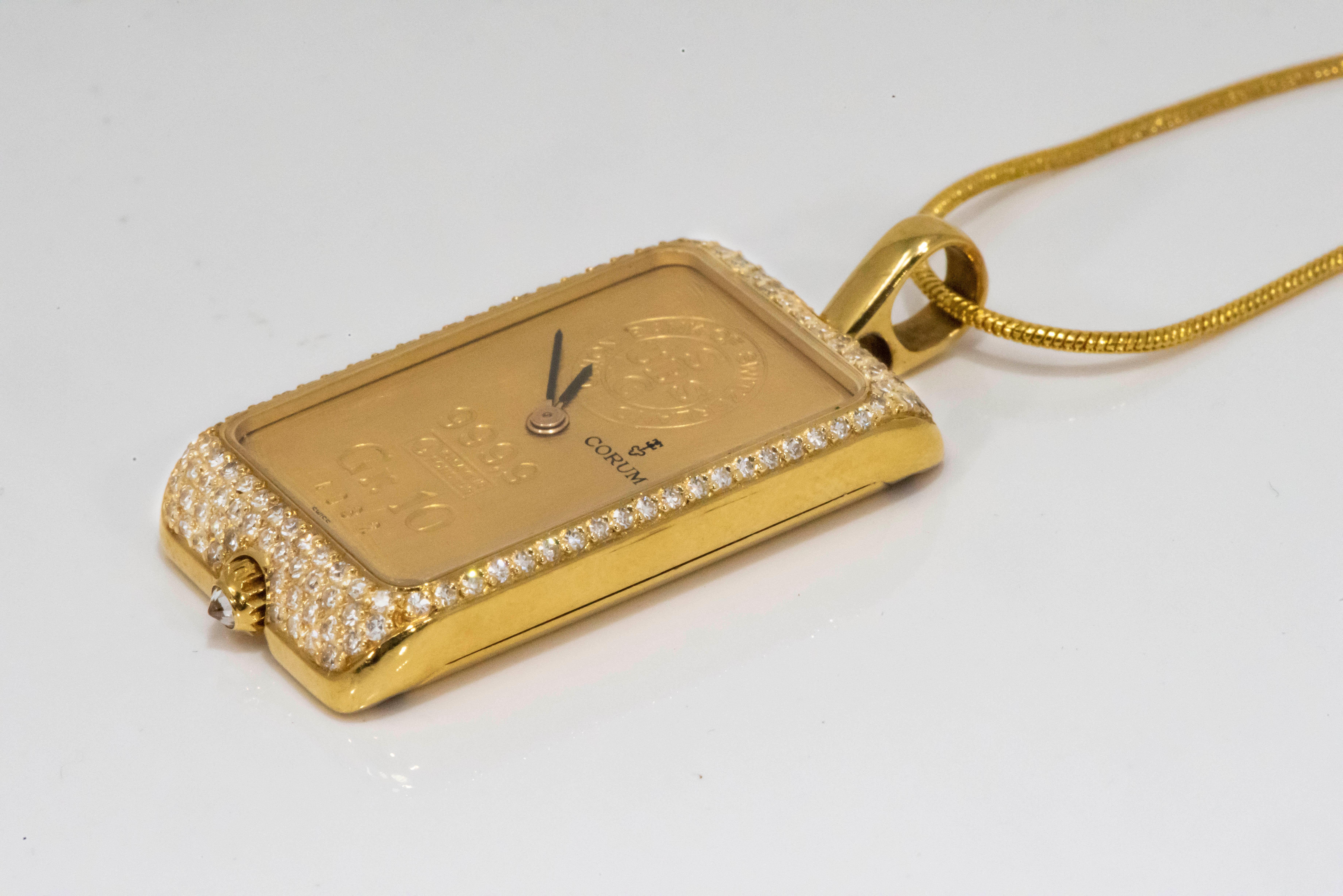Seltene 1980er Jahre Corum UBS 24 Karat 10gram Gold Bar-Uhr mit Diamant-Anhänger (Rundschliff) im Angebot