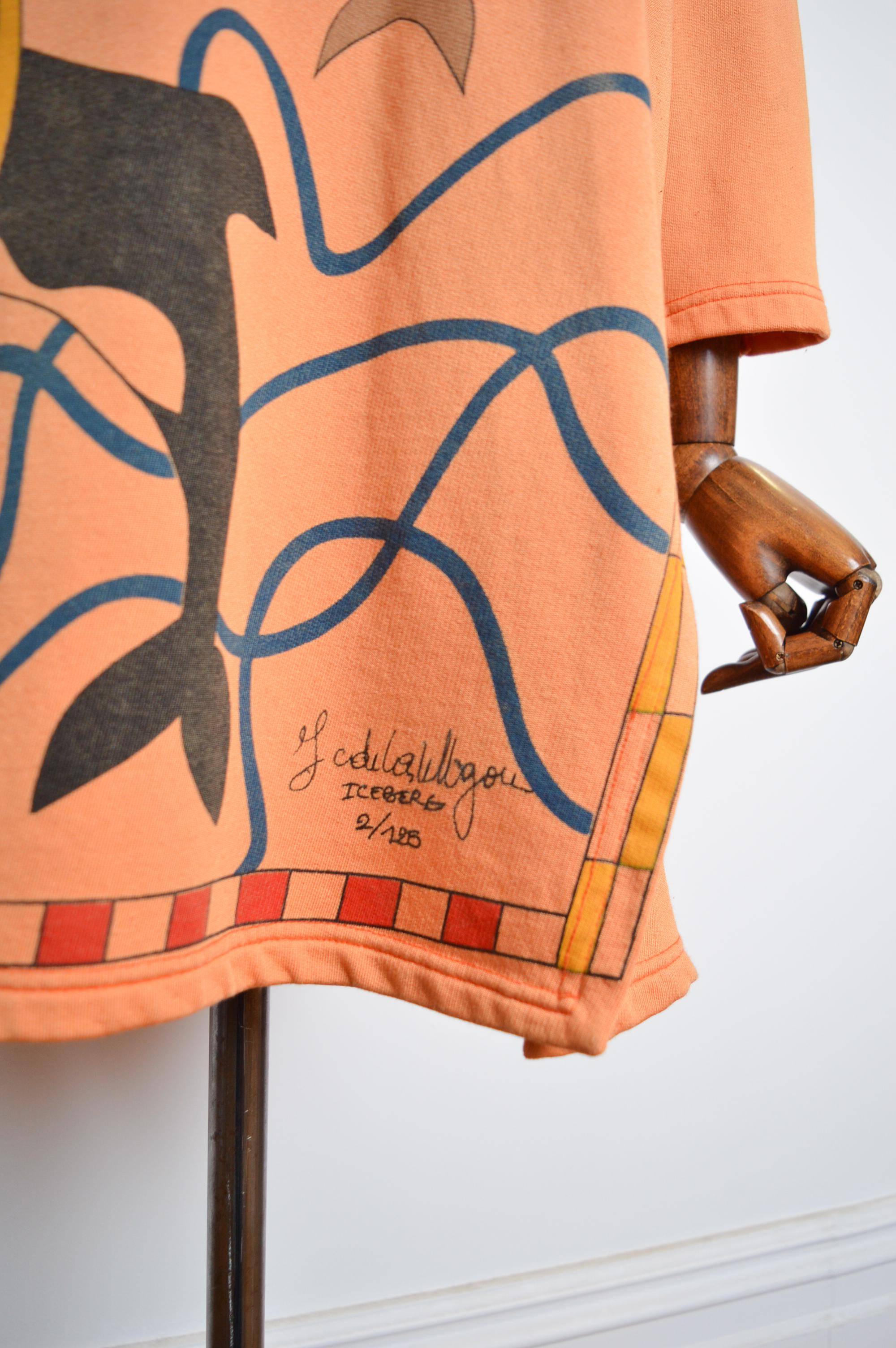 Seltener 1980er Jean Charles de Castelbajac ICEBERG signiert 2 von 125 orangefarbenem Pullover, signiert im Angebot 3