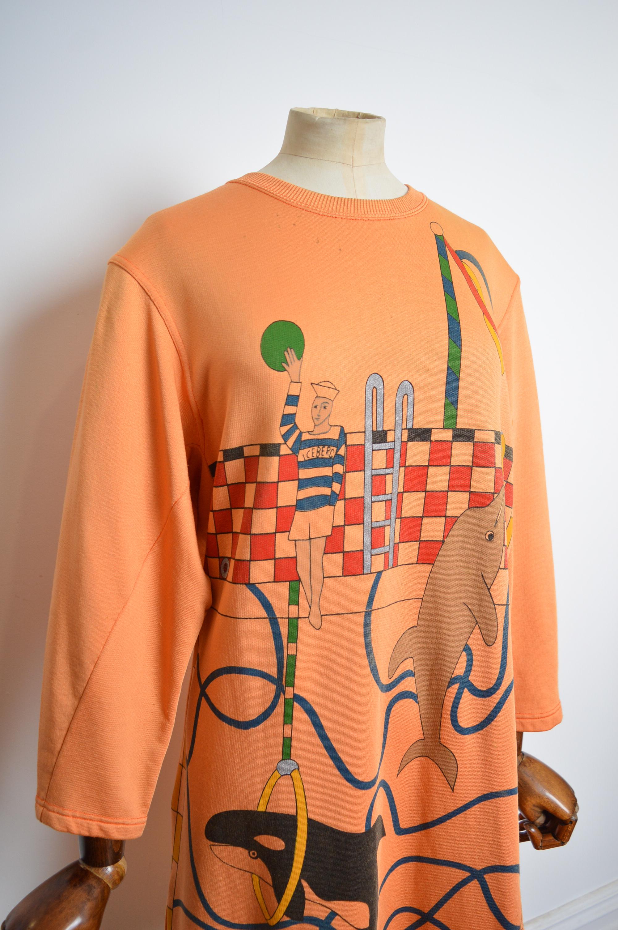 Seltener 1980er Jean Charles de Castelbajac ICEBERG signiert 2 von 125 orangefarbenem Pullover, signiert im Angebot 4