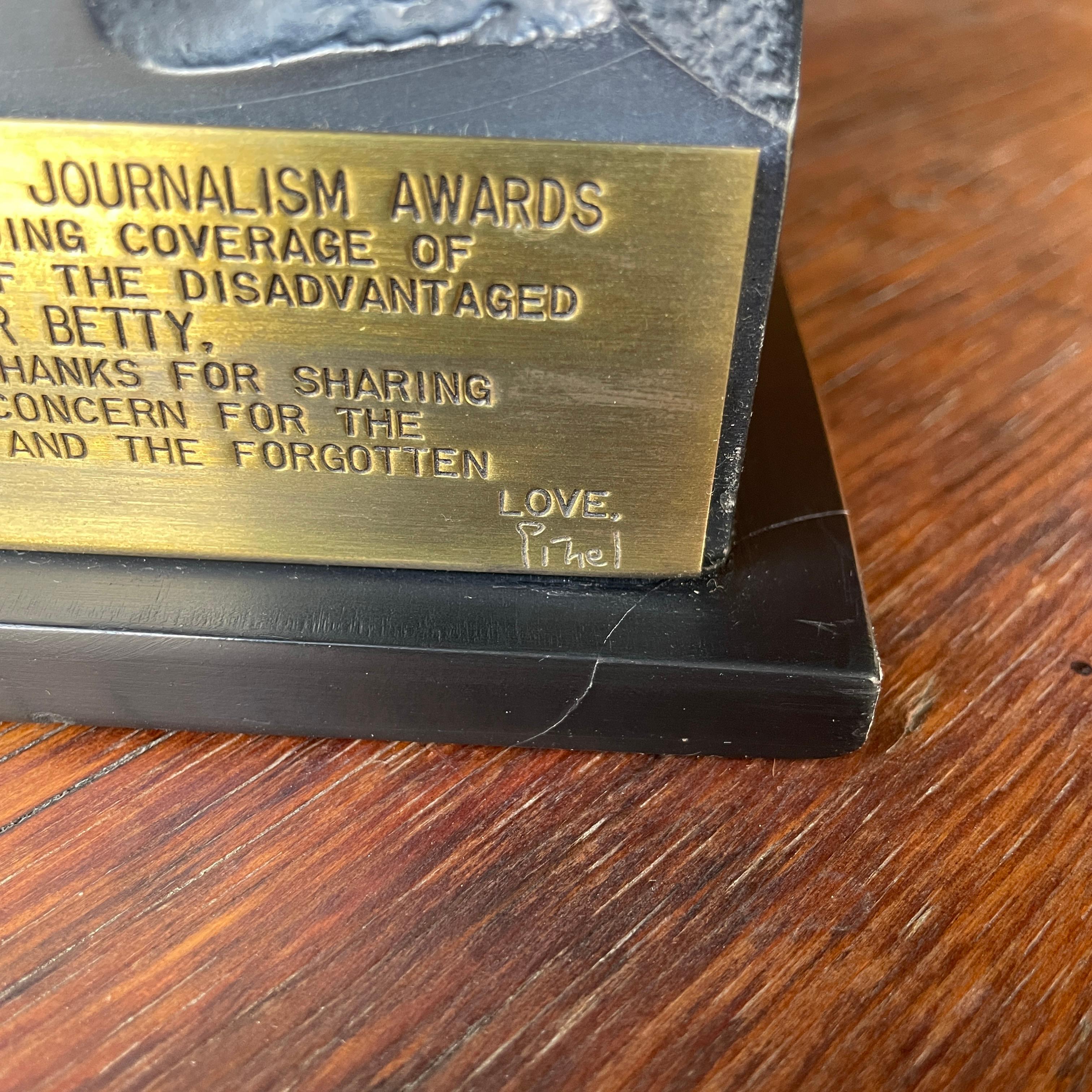 Rare 1980s Robert Berks Sculpture of Robert F. Kennedy Journalism Award RFK Bust For Sale 5