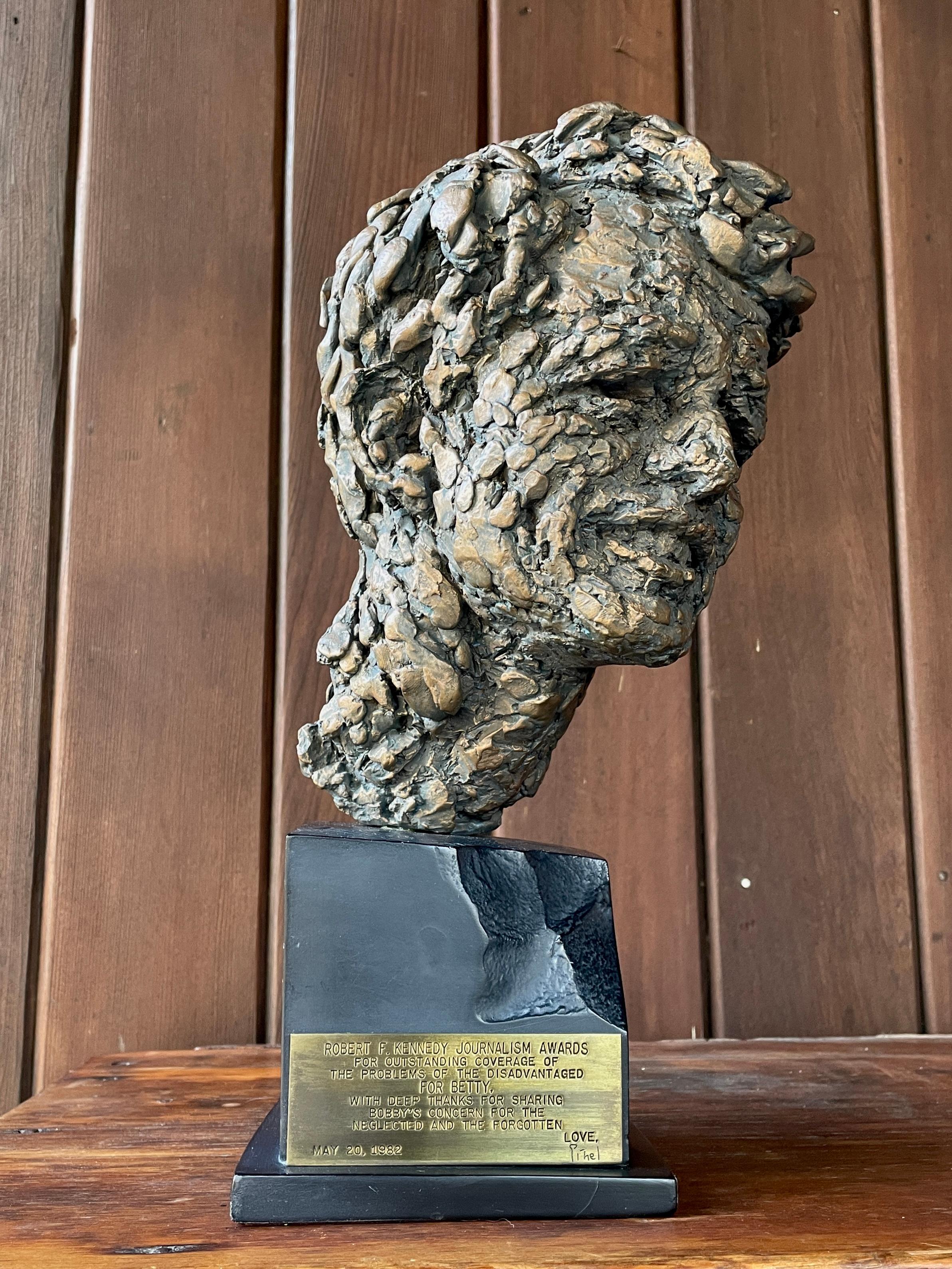 Mid-Century Modern Rare 1980s Robert Berks Sculpture of Robert F. Kennedy Journalism Award RFK Bust For Sale