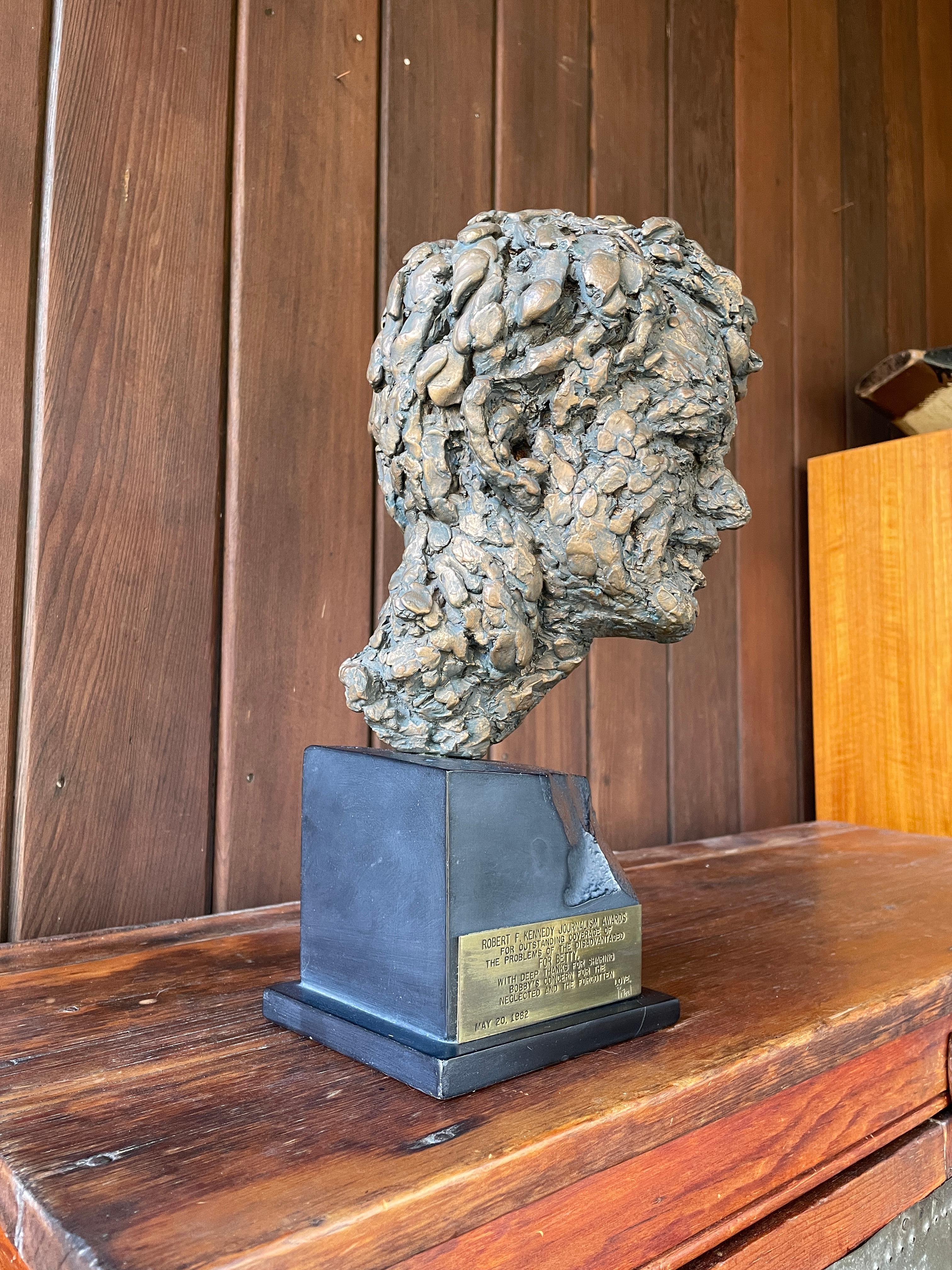 American Rare 1980s Robert Berks Sculpture of Robert F. Kennedy Journalism Award RFK Bust For Sale
